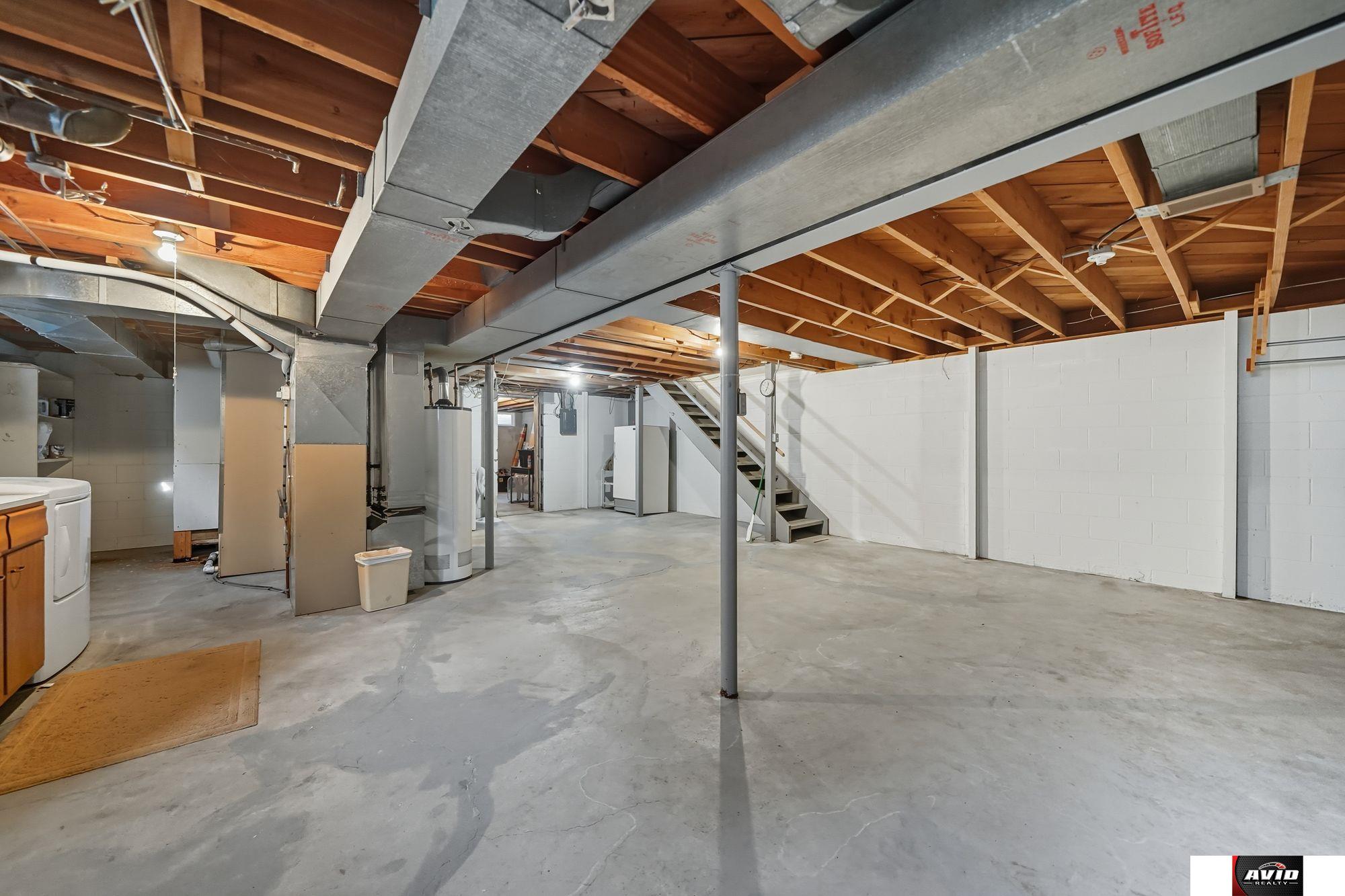 1039 N Laurel Street