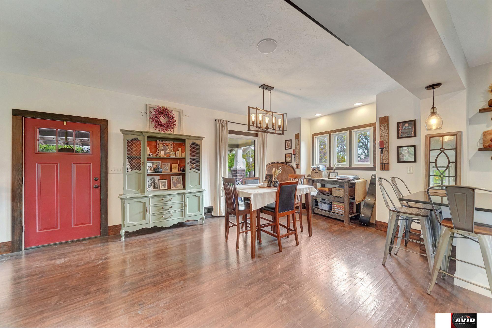 215 S 3rd Street