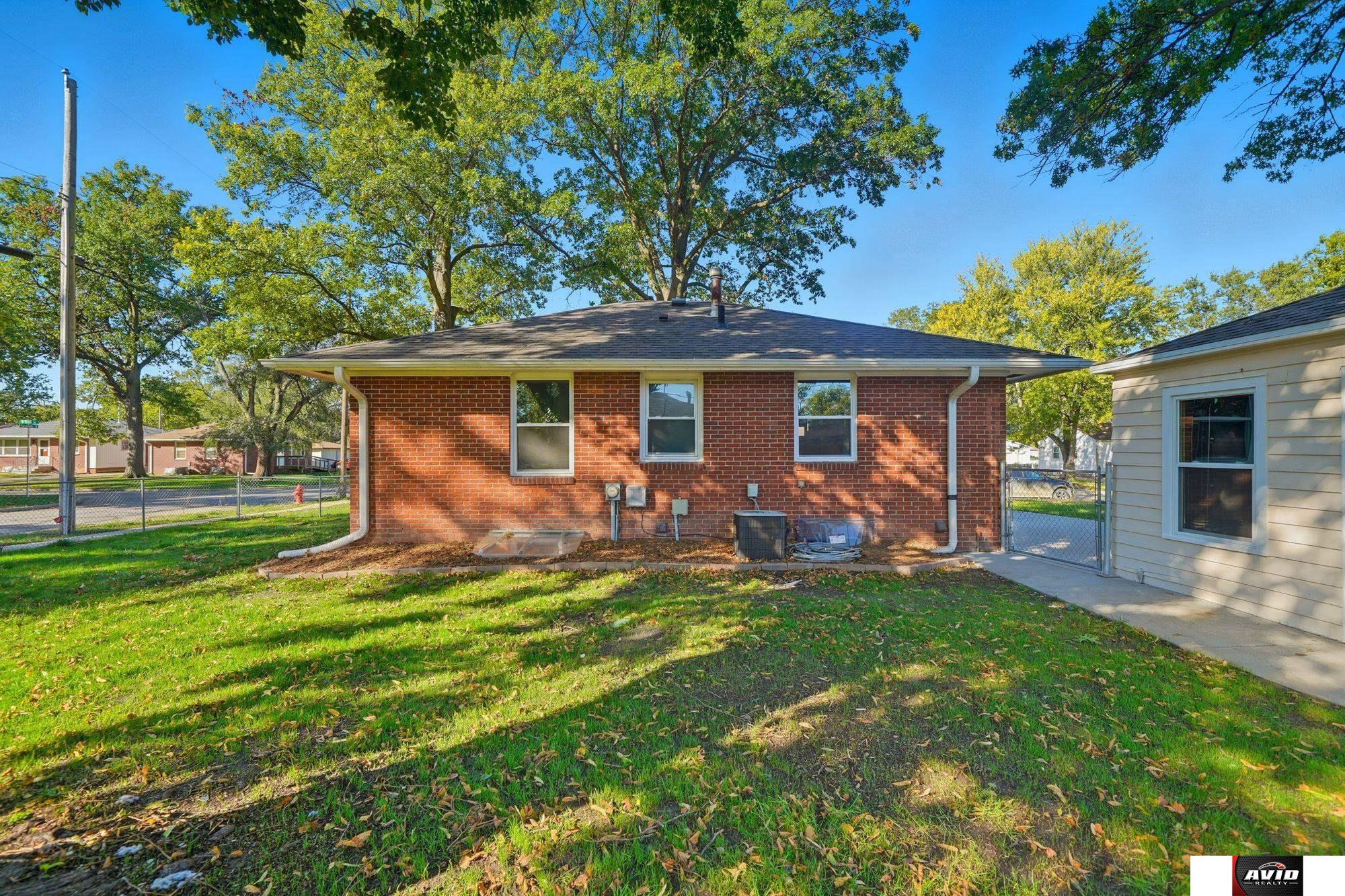 3400 N 52nd Street, Lincoln