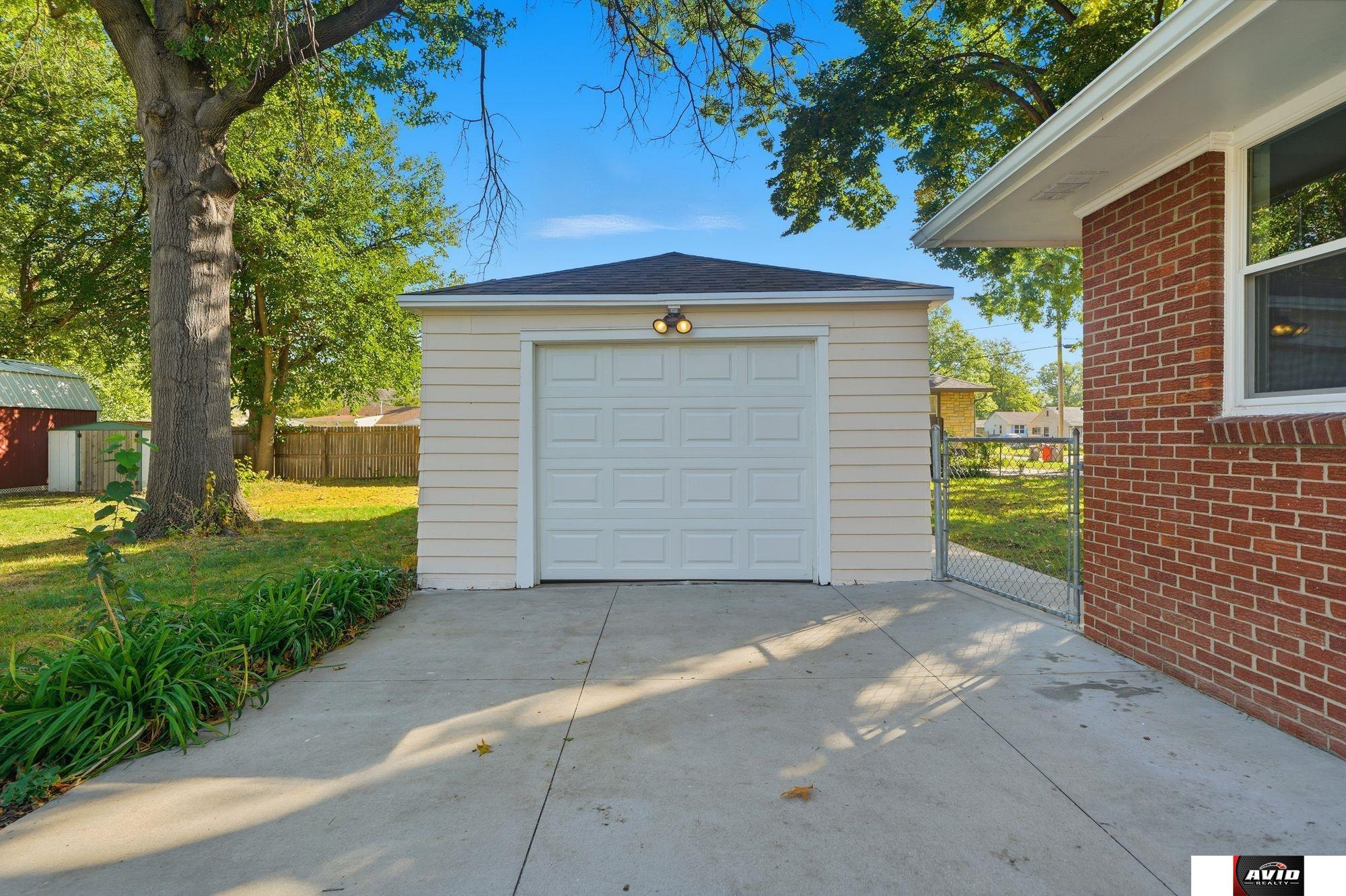 3400 N 52nd Street, Lincoln