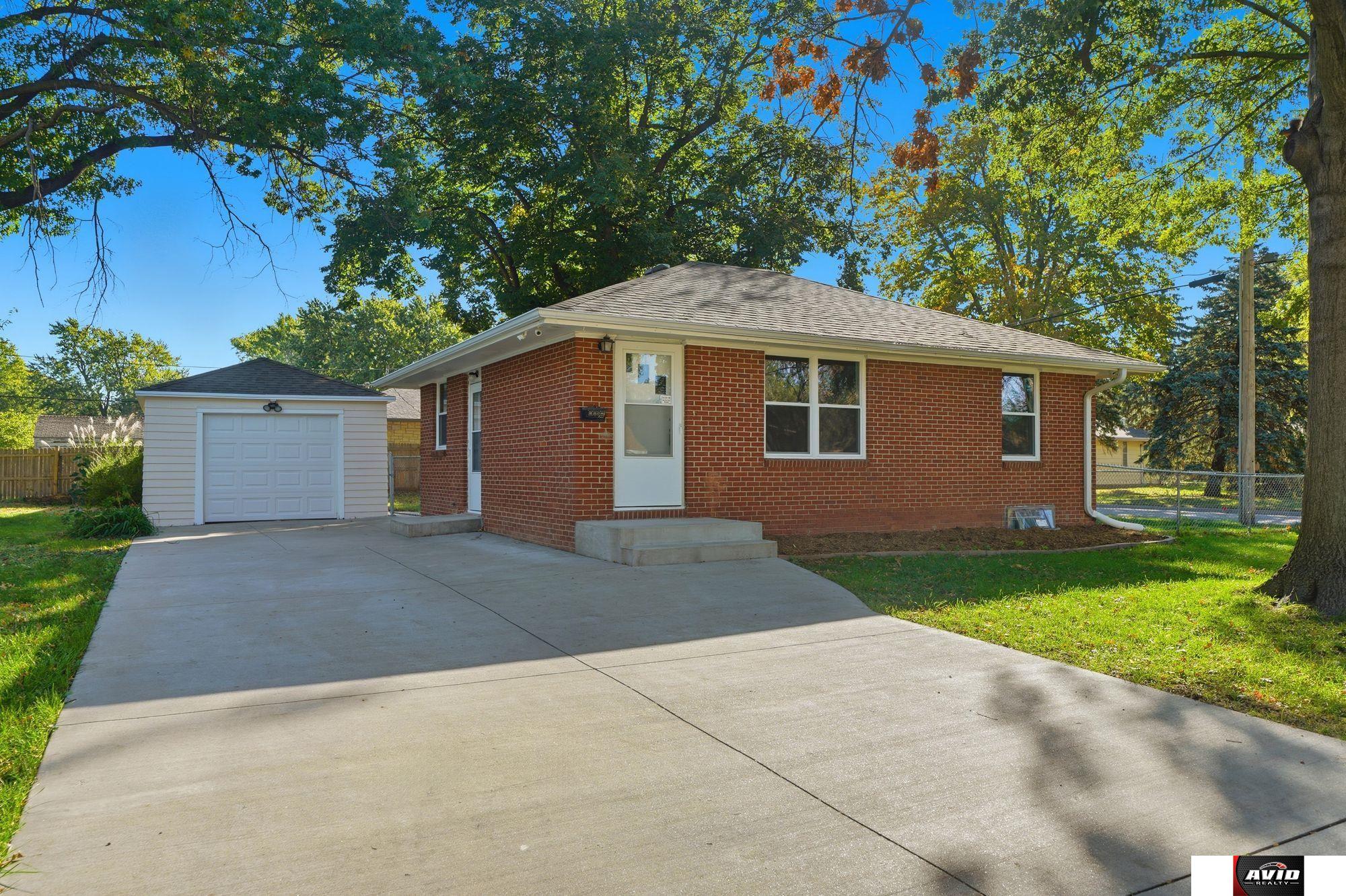 3400 N 52nd Street, Lincoln