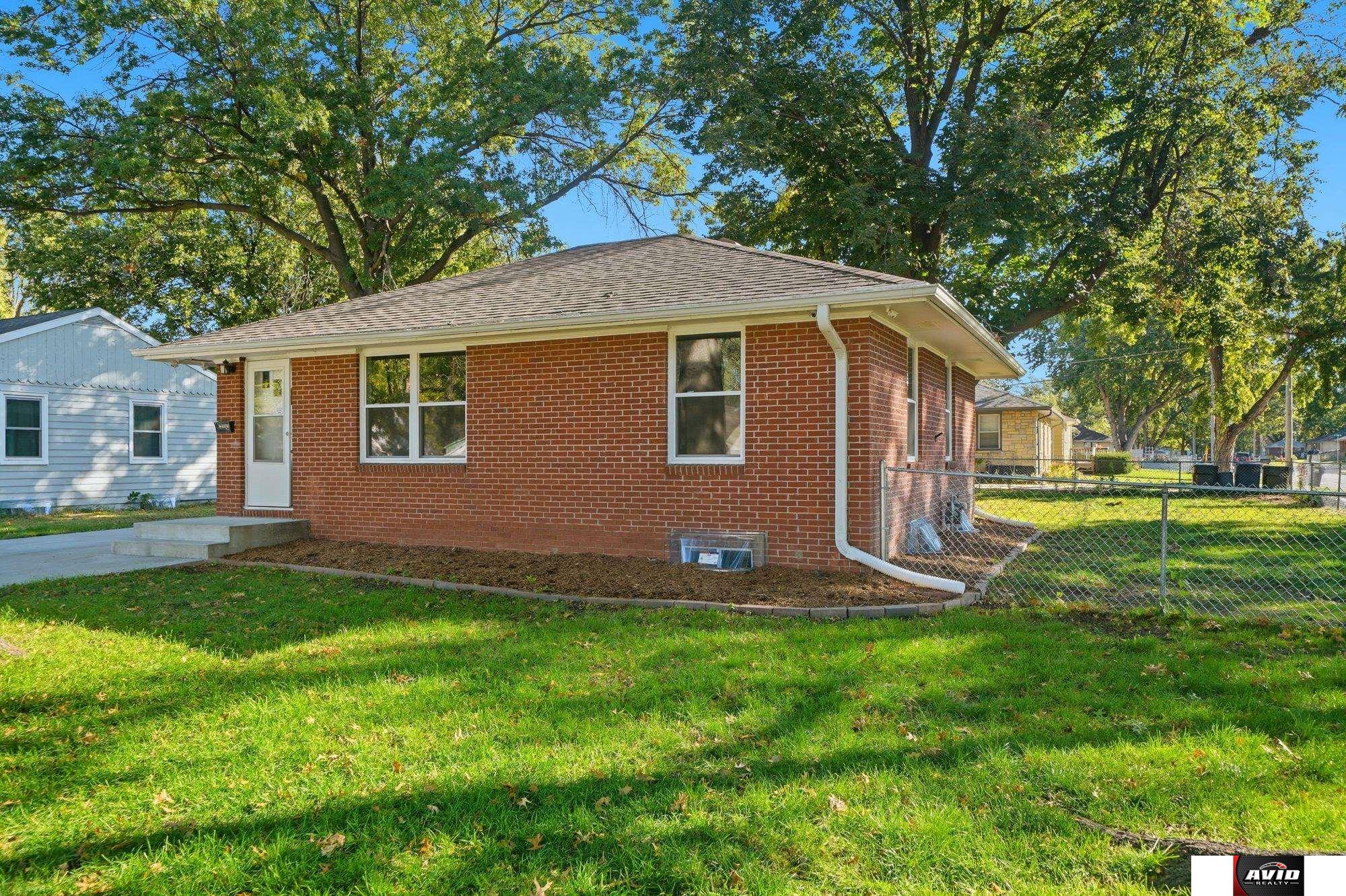 3400 N 52nd Street, Lincoln