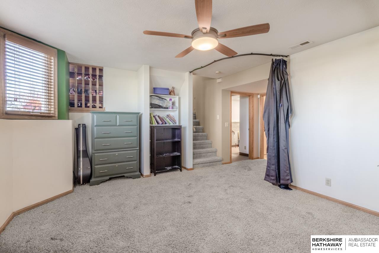 5221 NW 3 Street