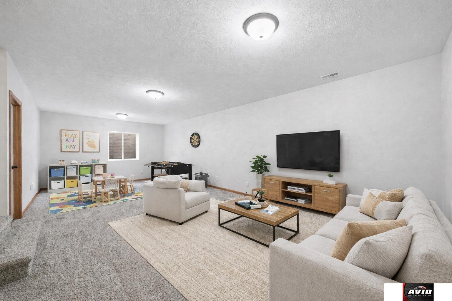 10111 White Pine Road