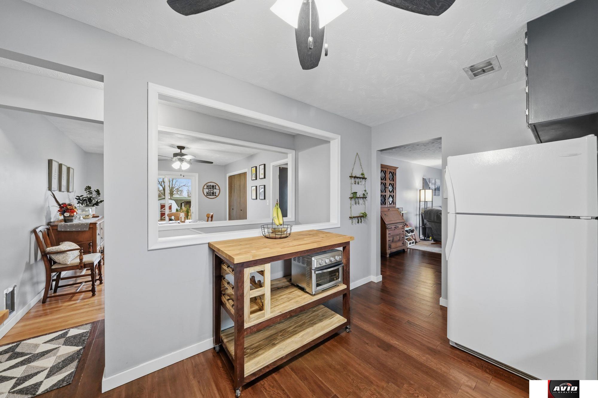 111 E 3rd Street