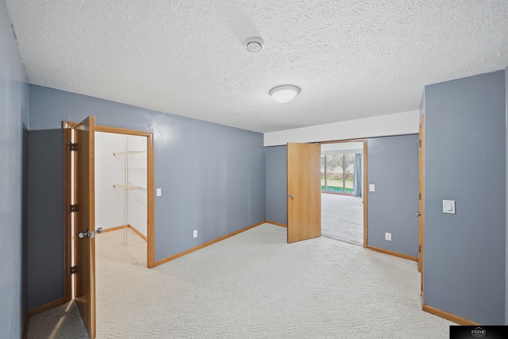 10326 Newport Avenue