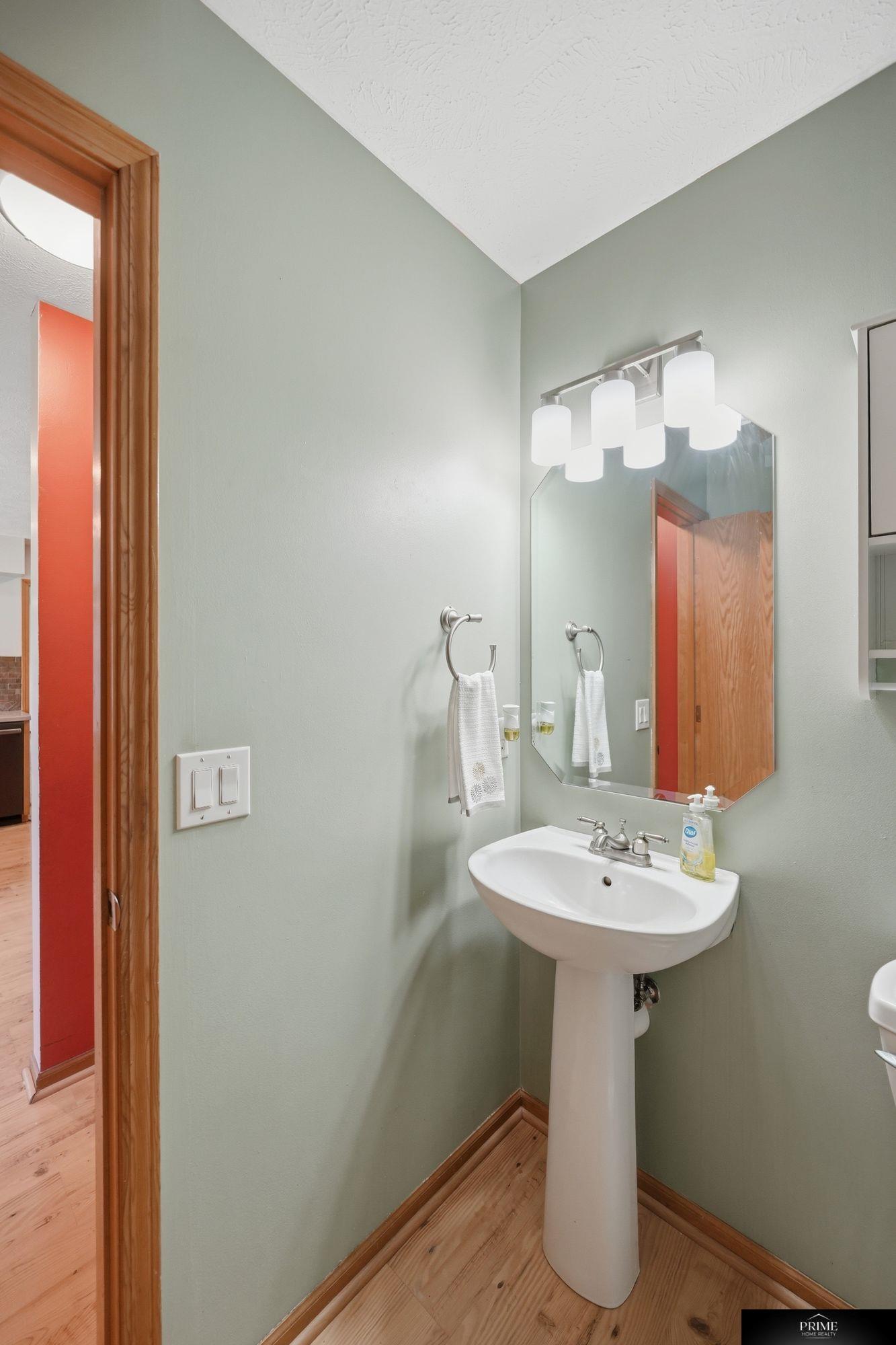 10326 Newport Avenue