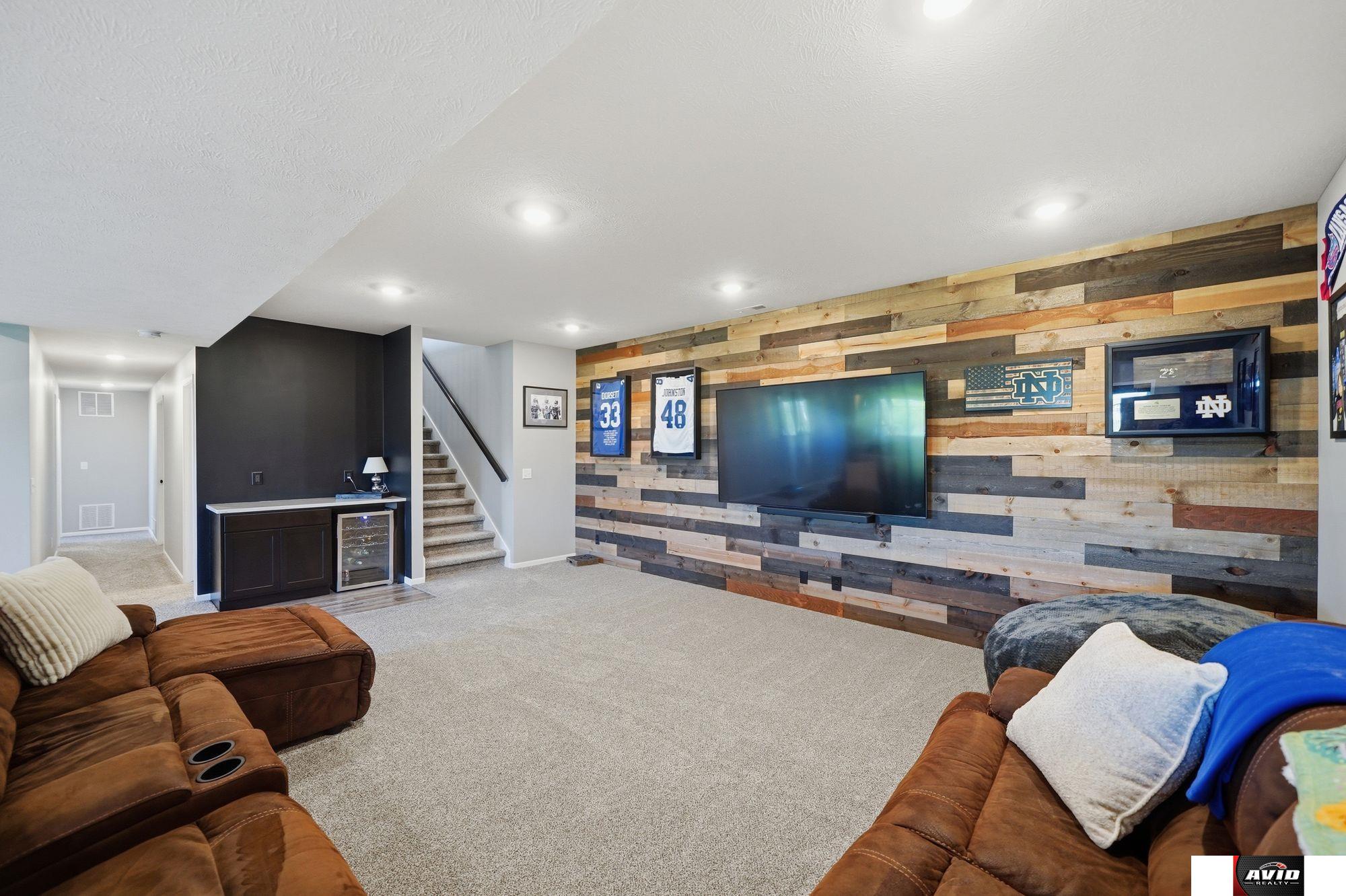 766 W Panorama Drive