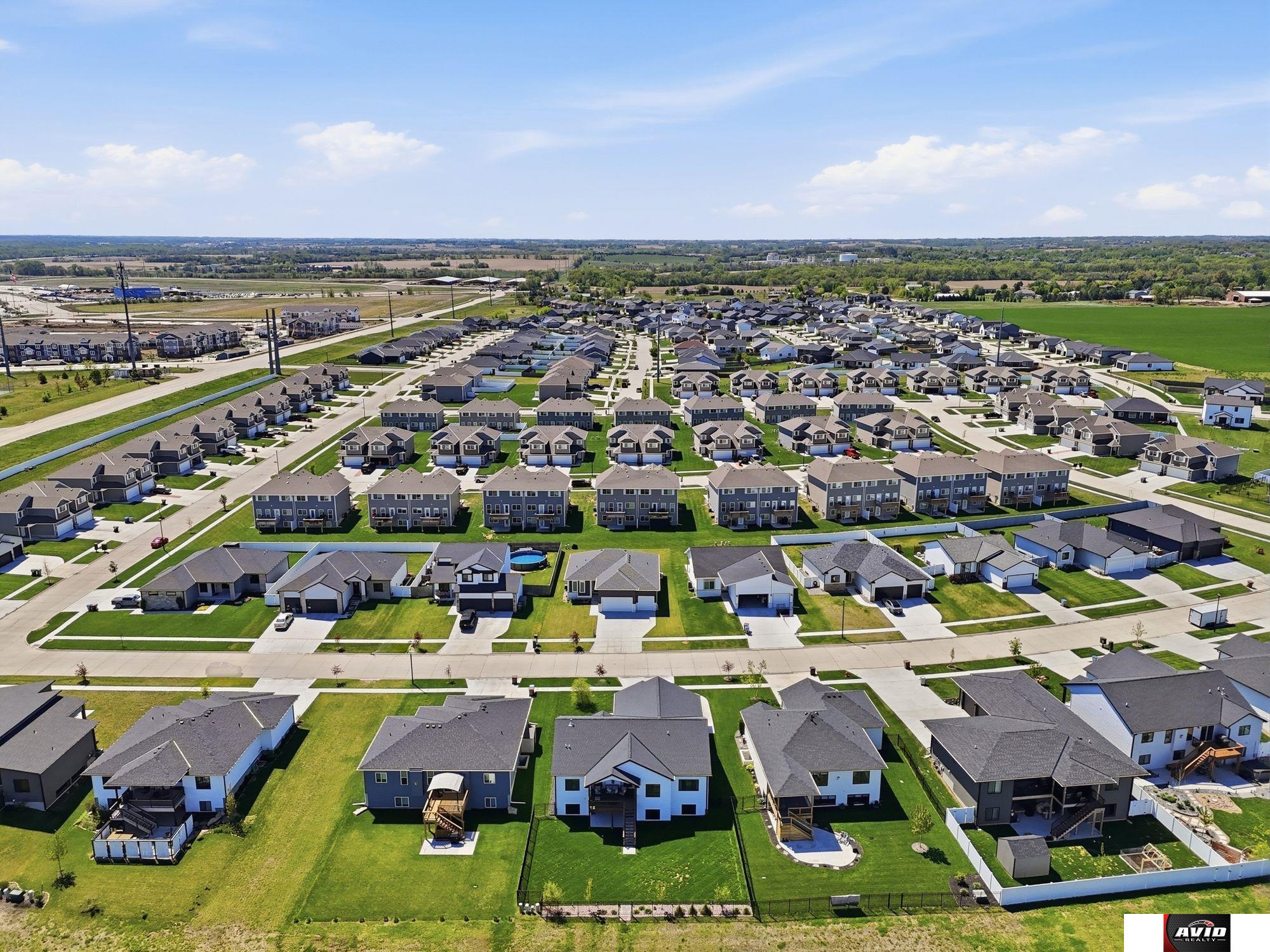 766 W Panorama Drive