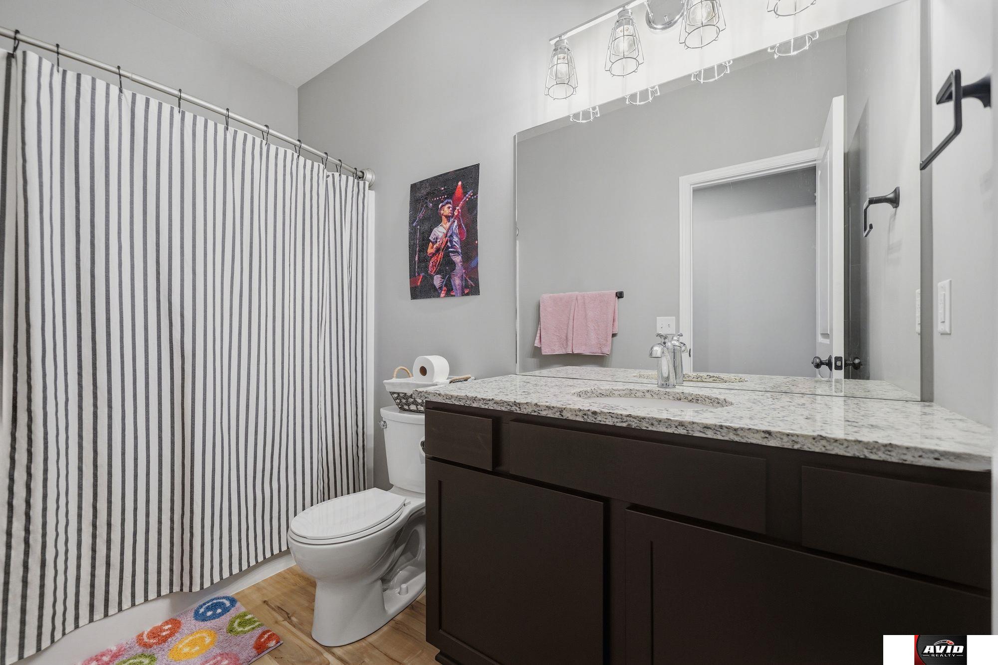 766 W Panorama Drive
