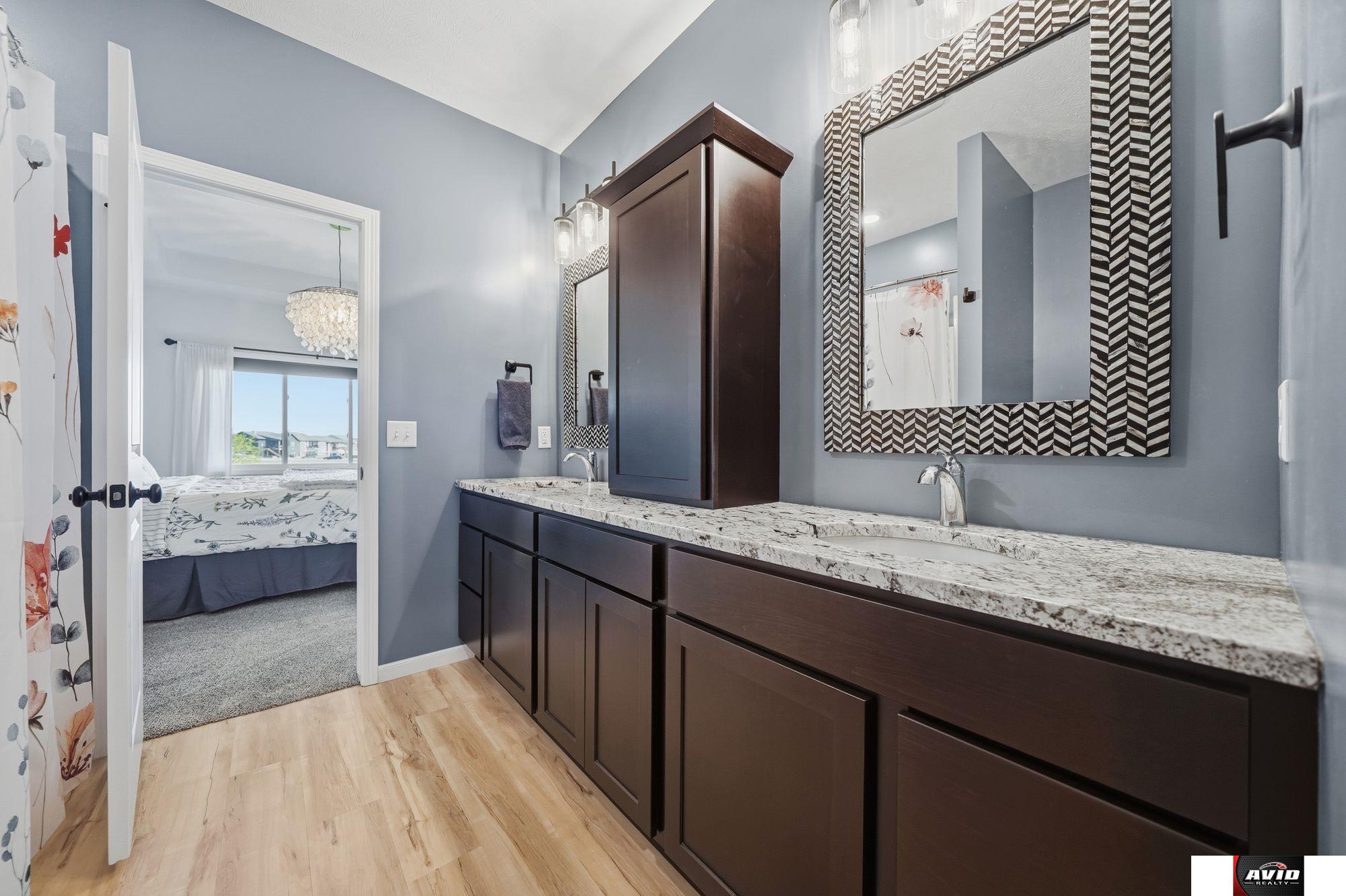 766 W Panorama Drive