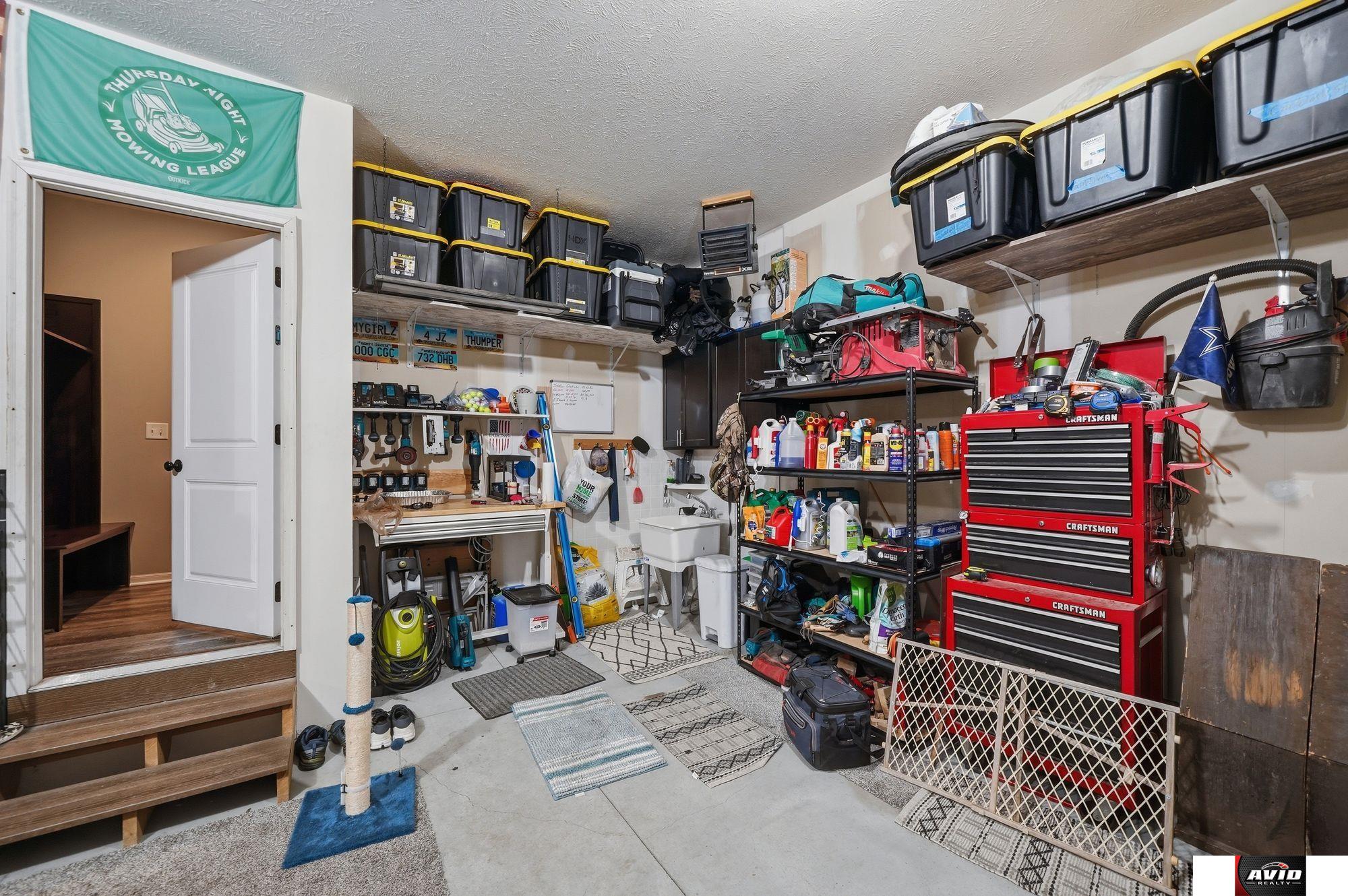 766 W Panorama Drive