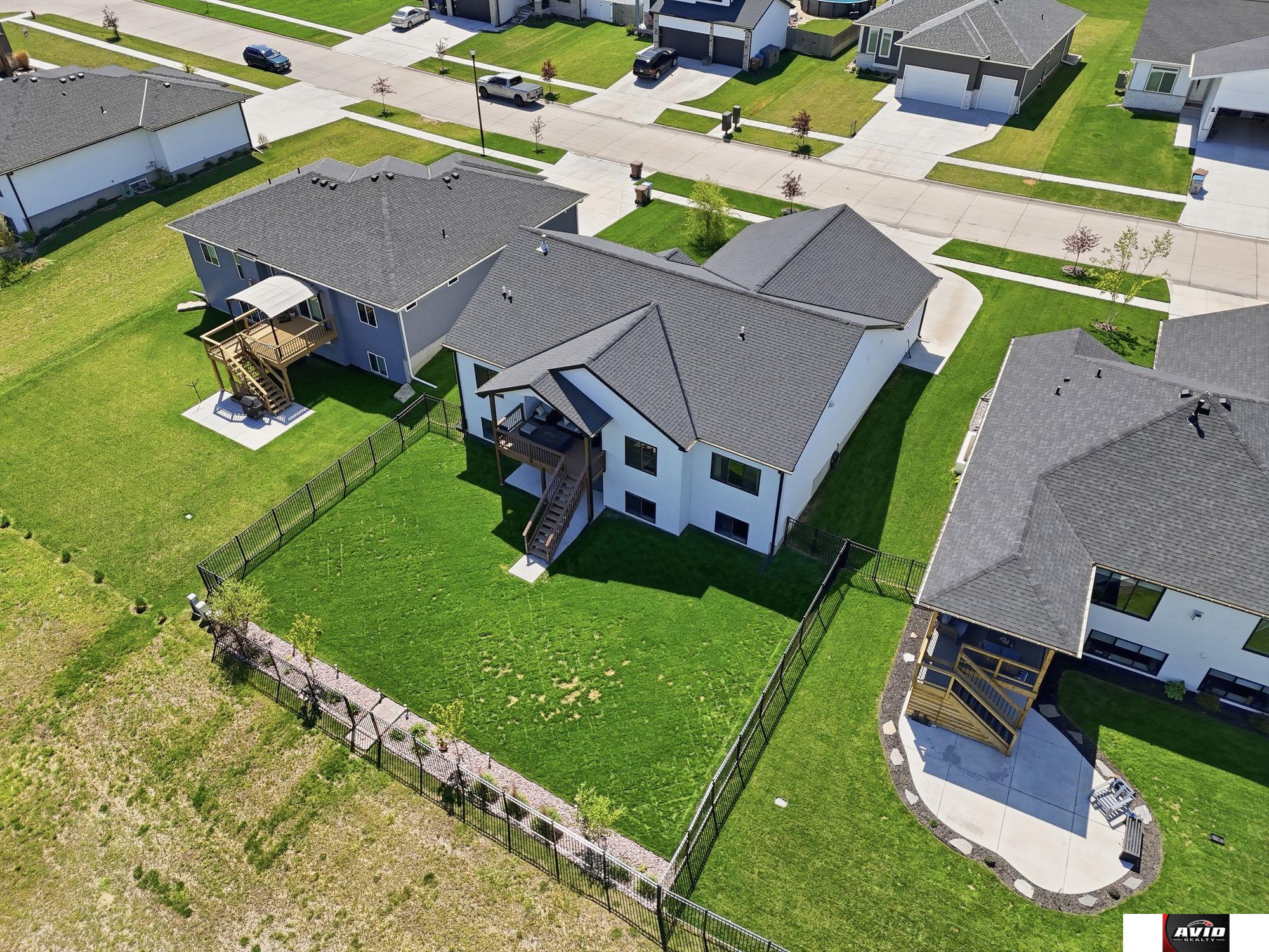 766 W Panorama Drive