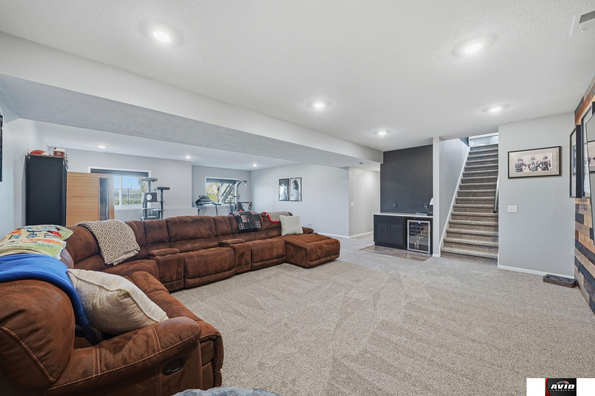 766 W Panorama Drive