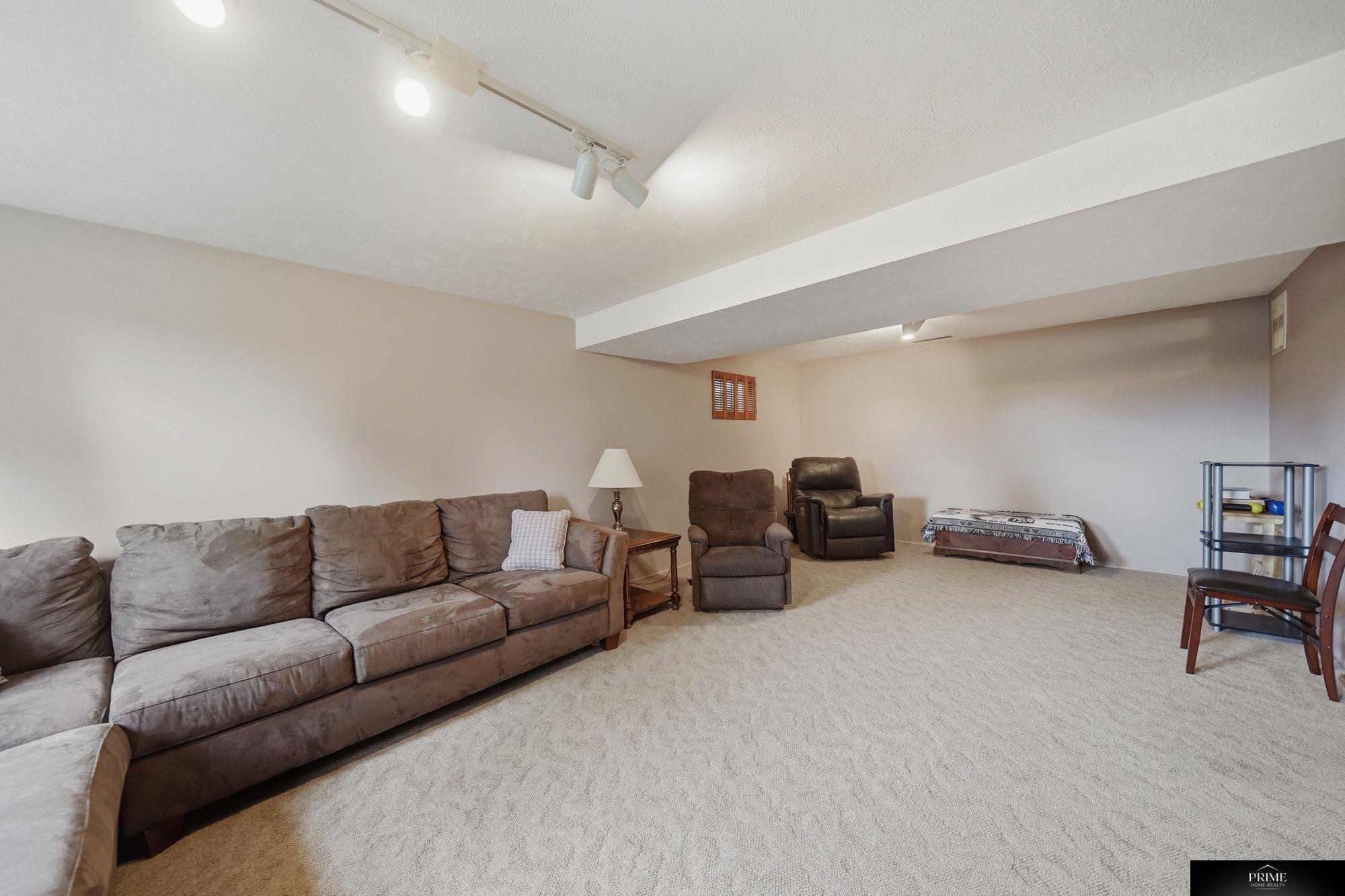 8022 Talbot Trail