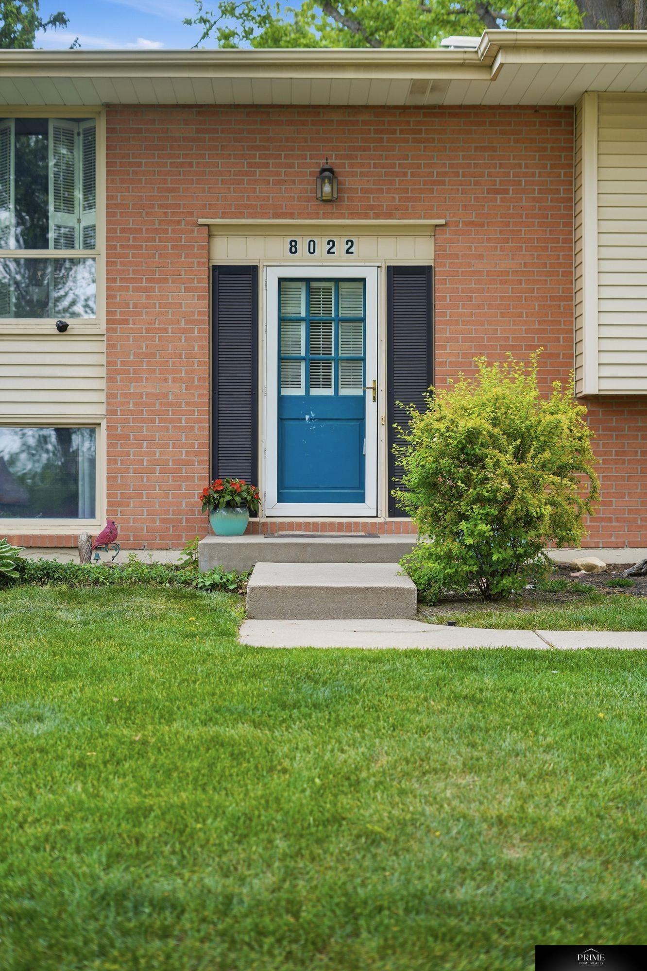 8022 Talbot Trail