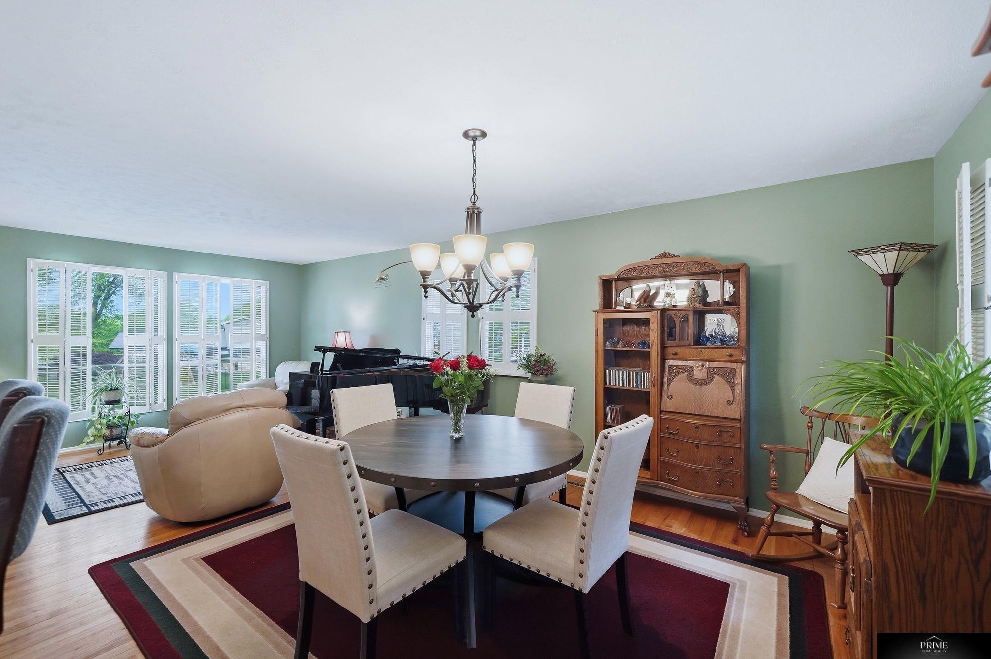 8022 Talbot Trail