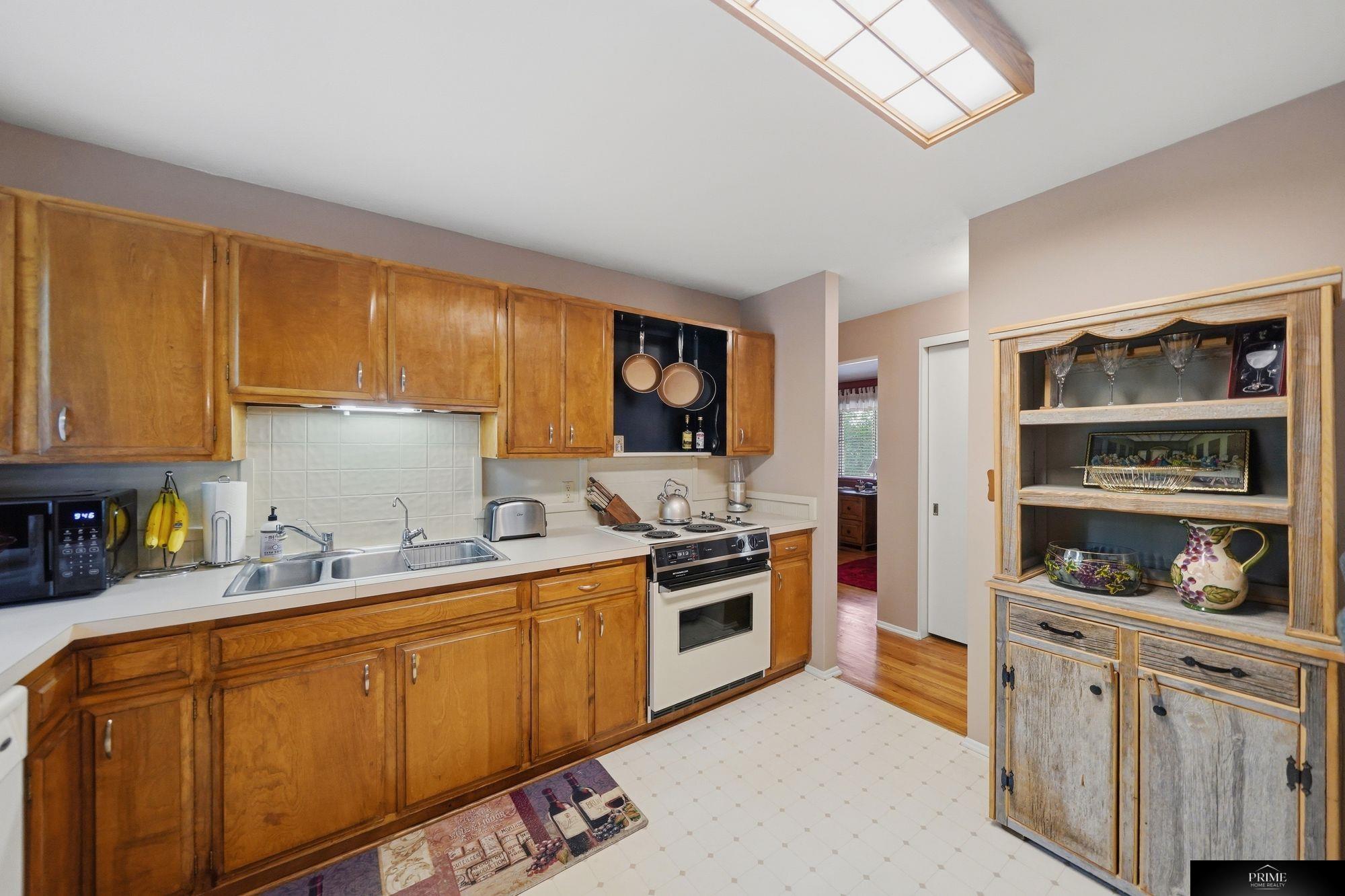 8022 Talbot Trail