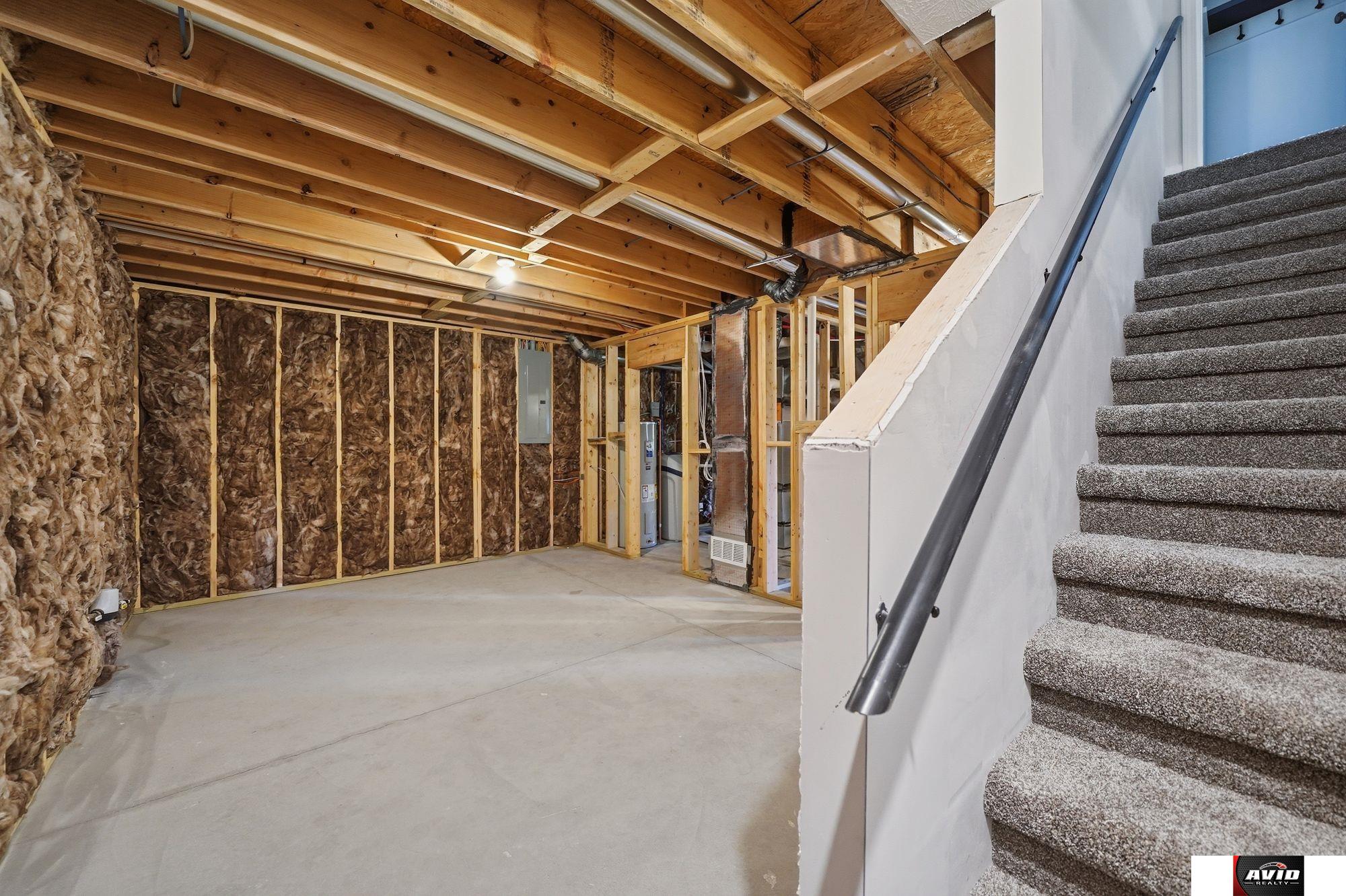 122 W 1st Street