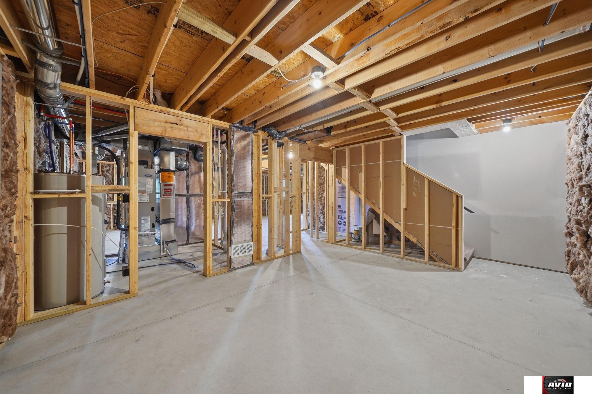 122 W 1st Street