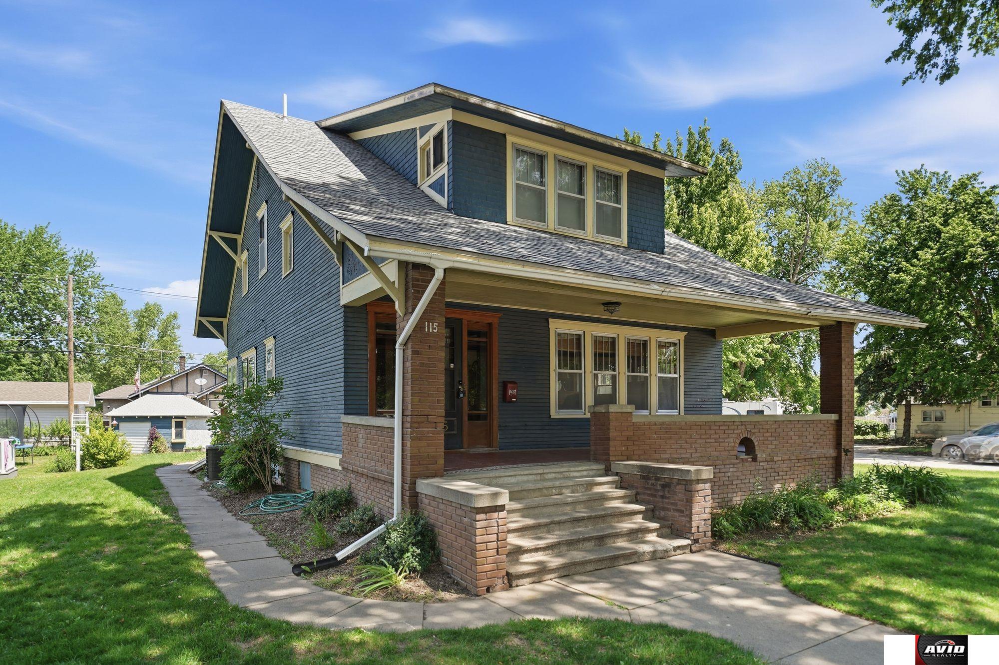 115 E 7th Street