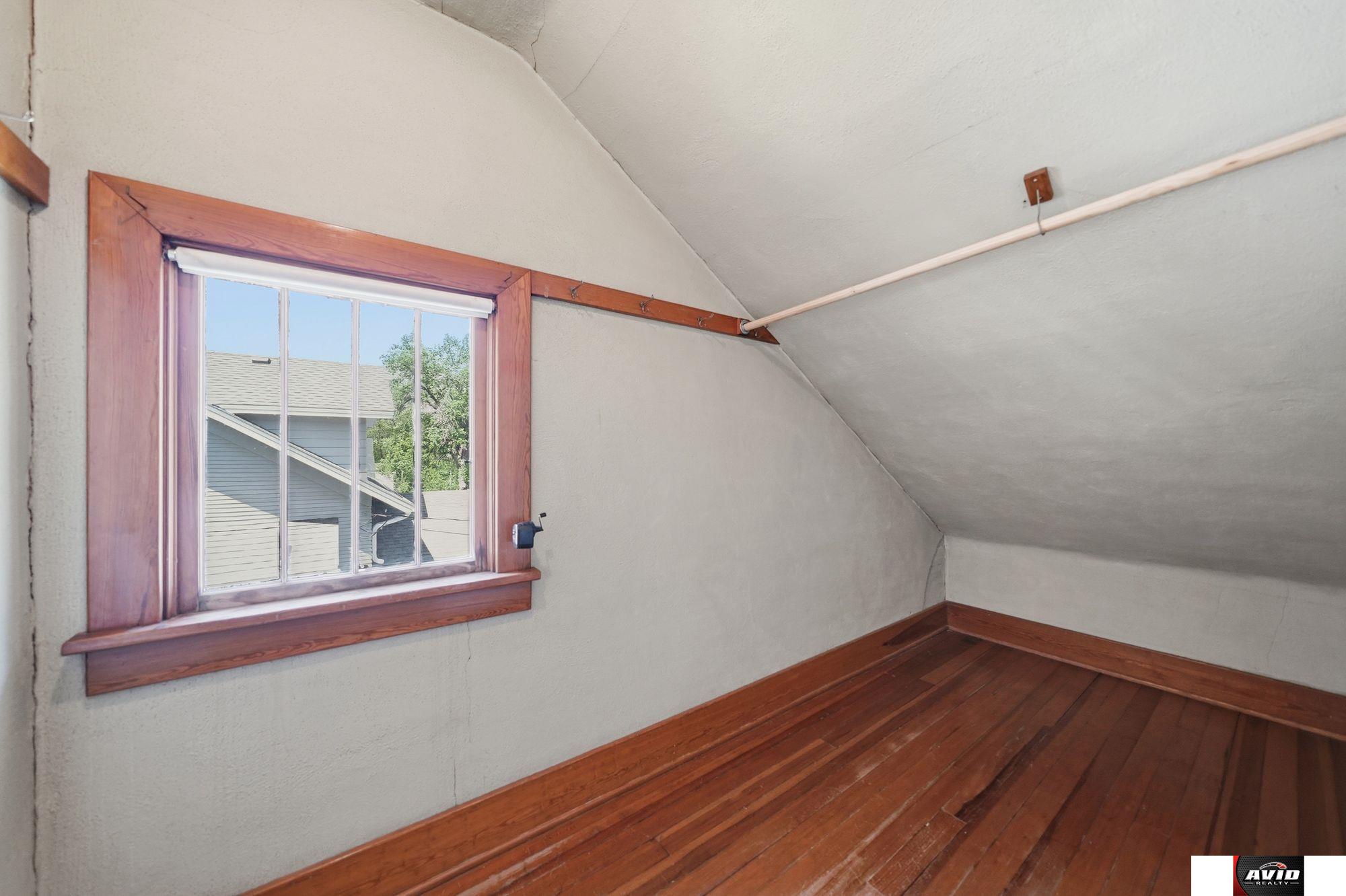 115 E 7th Street