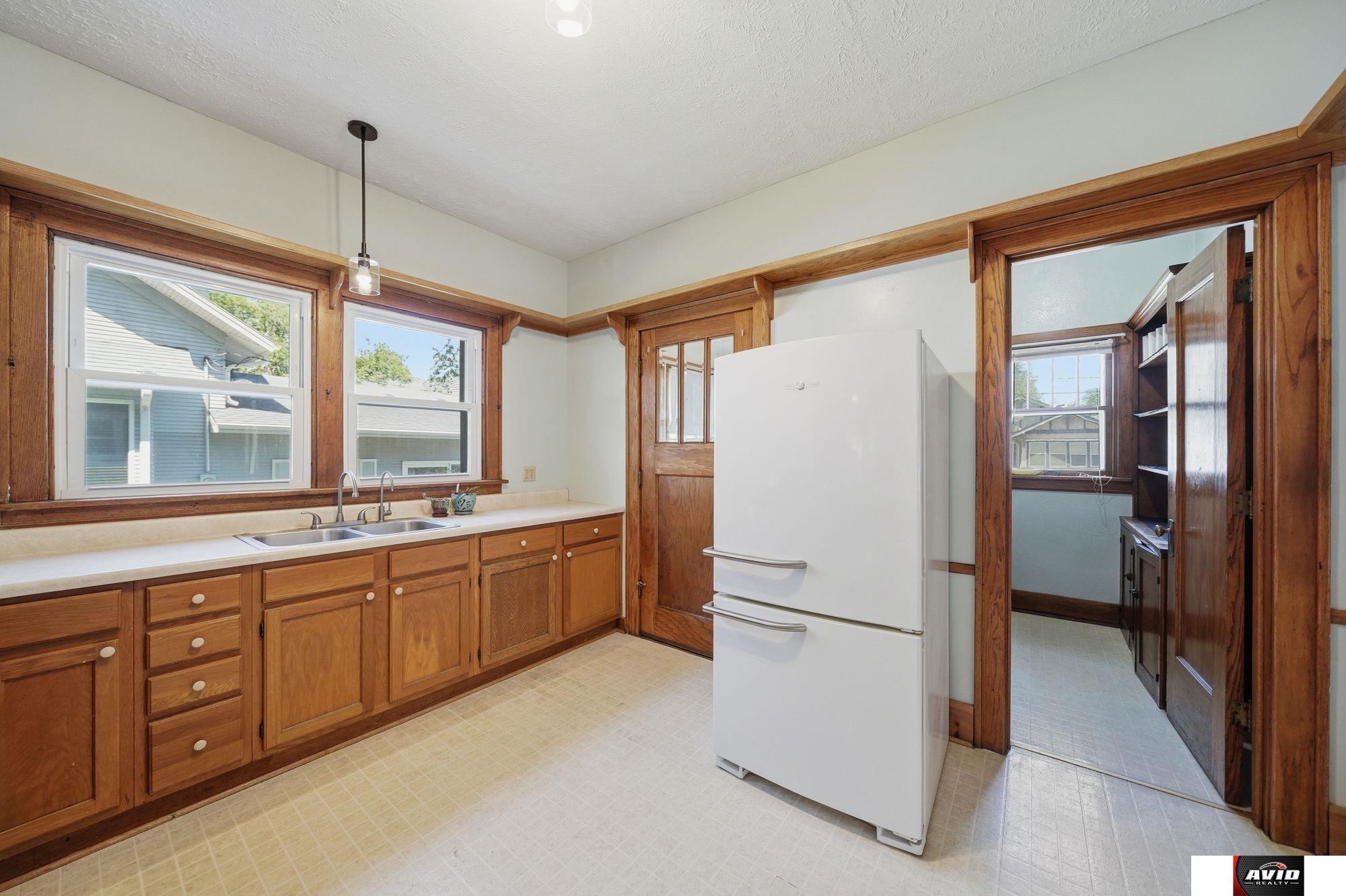 115 E 7th Street
