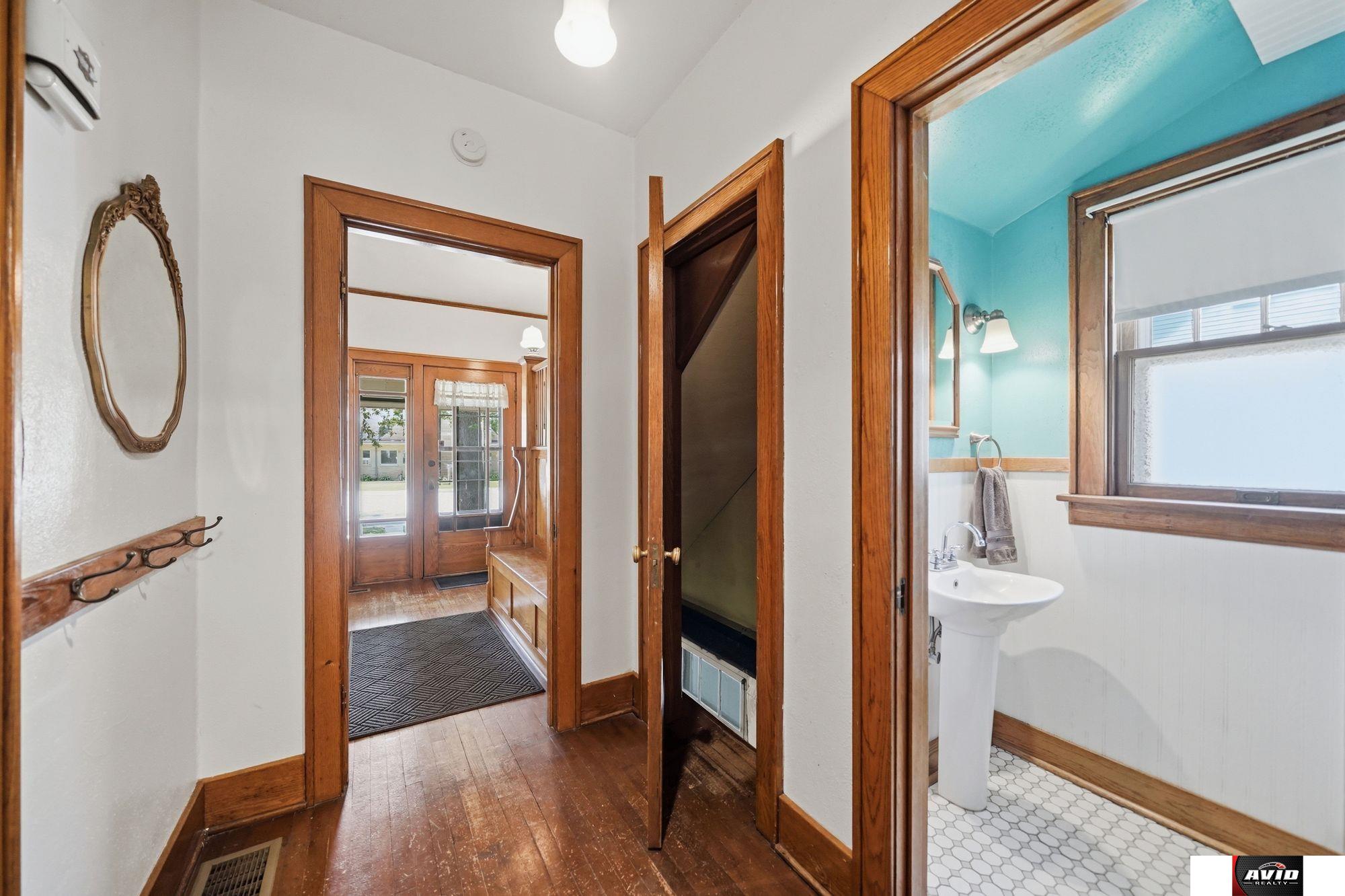115 E 7th Street