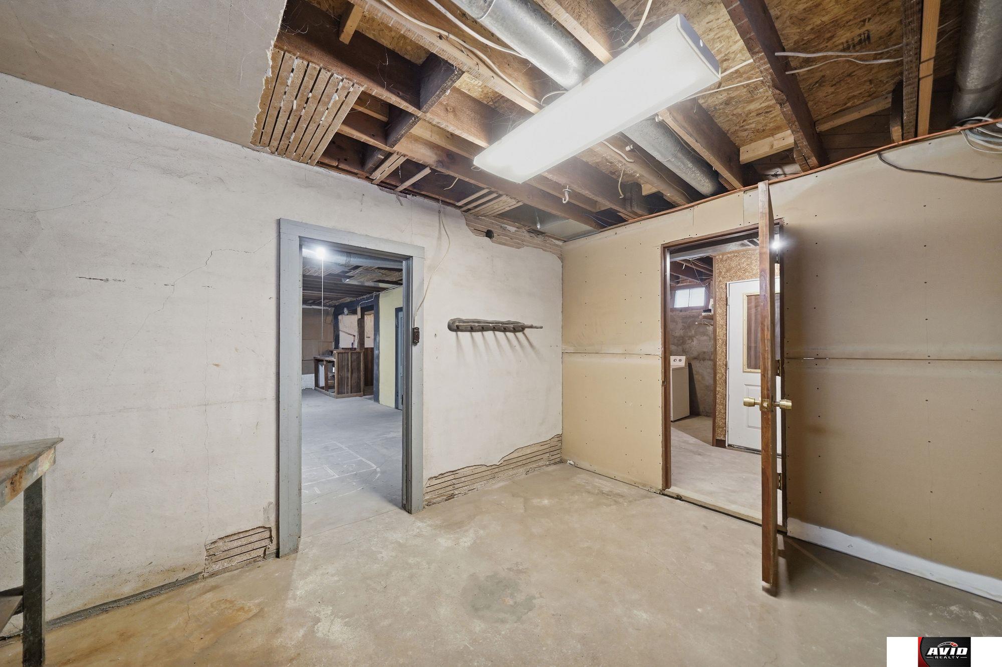 115 E 7th Street