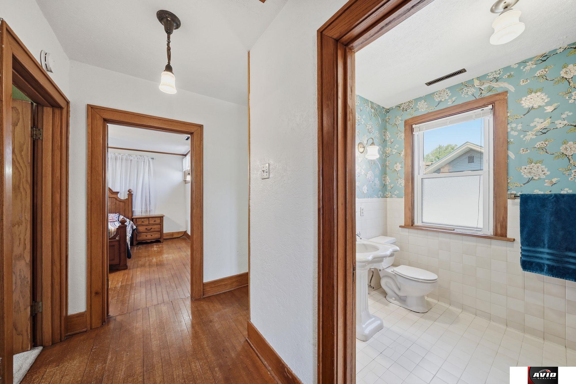 115 E 7th Street