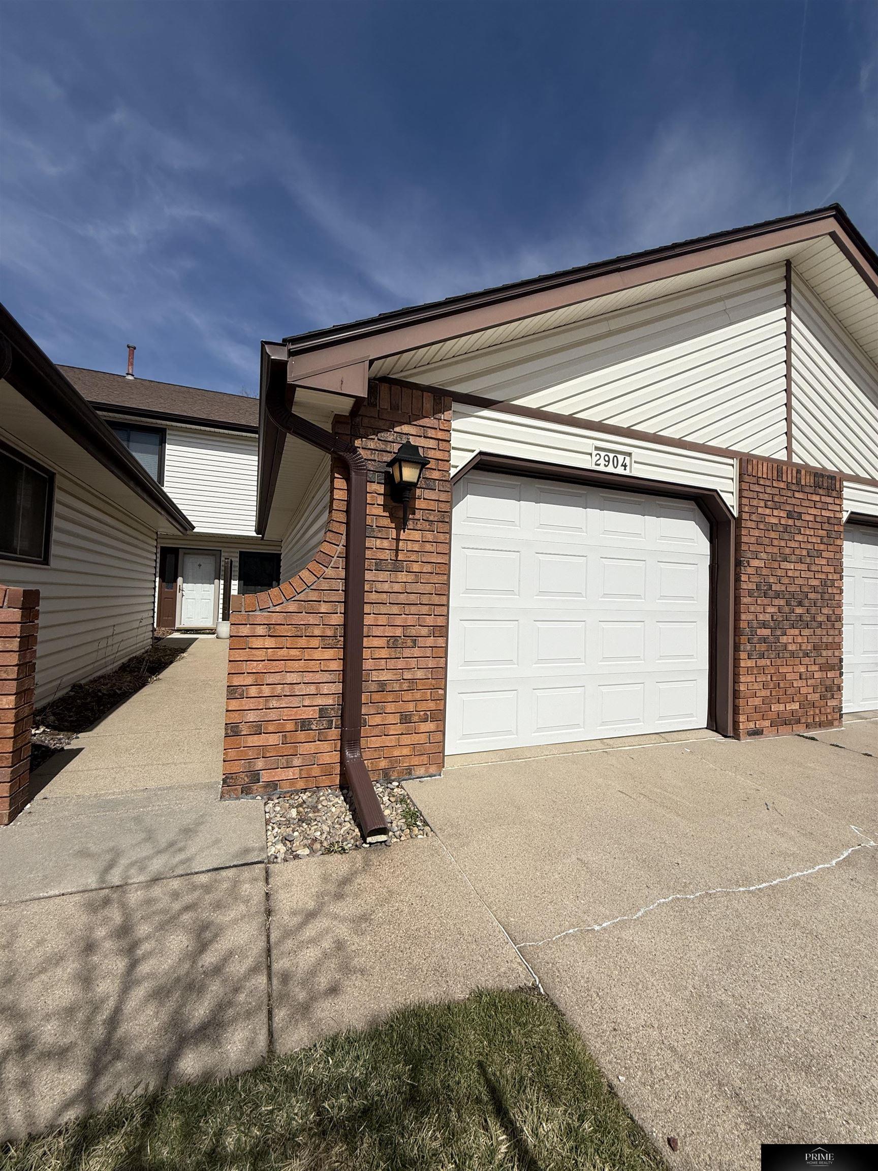 2904 Londonshire Court