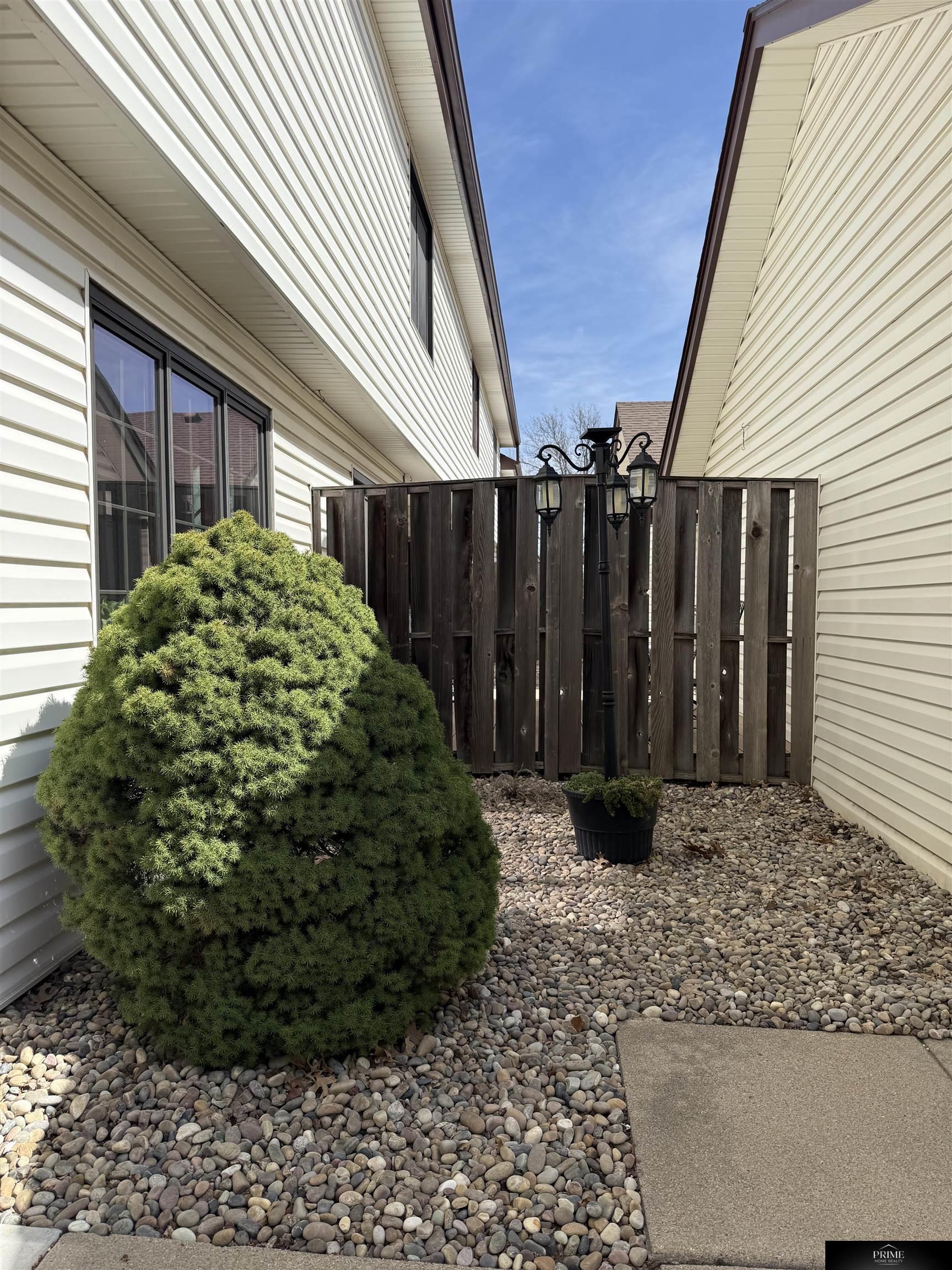 2904 Londonshire Court