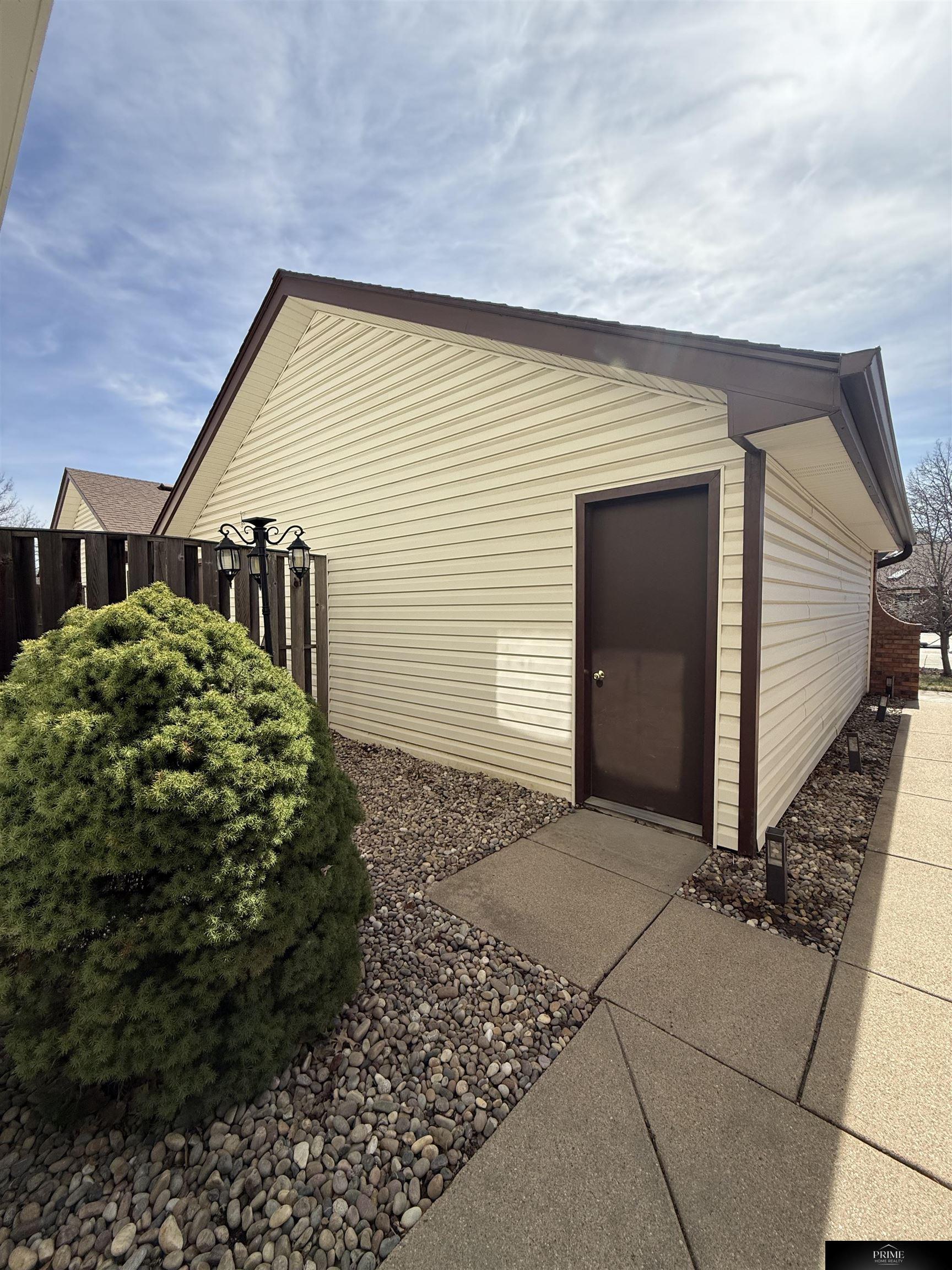 2904 Londonshire Court