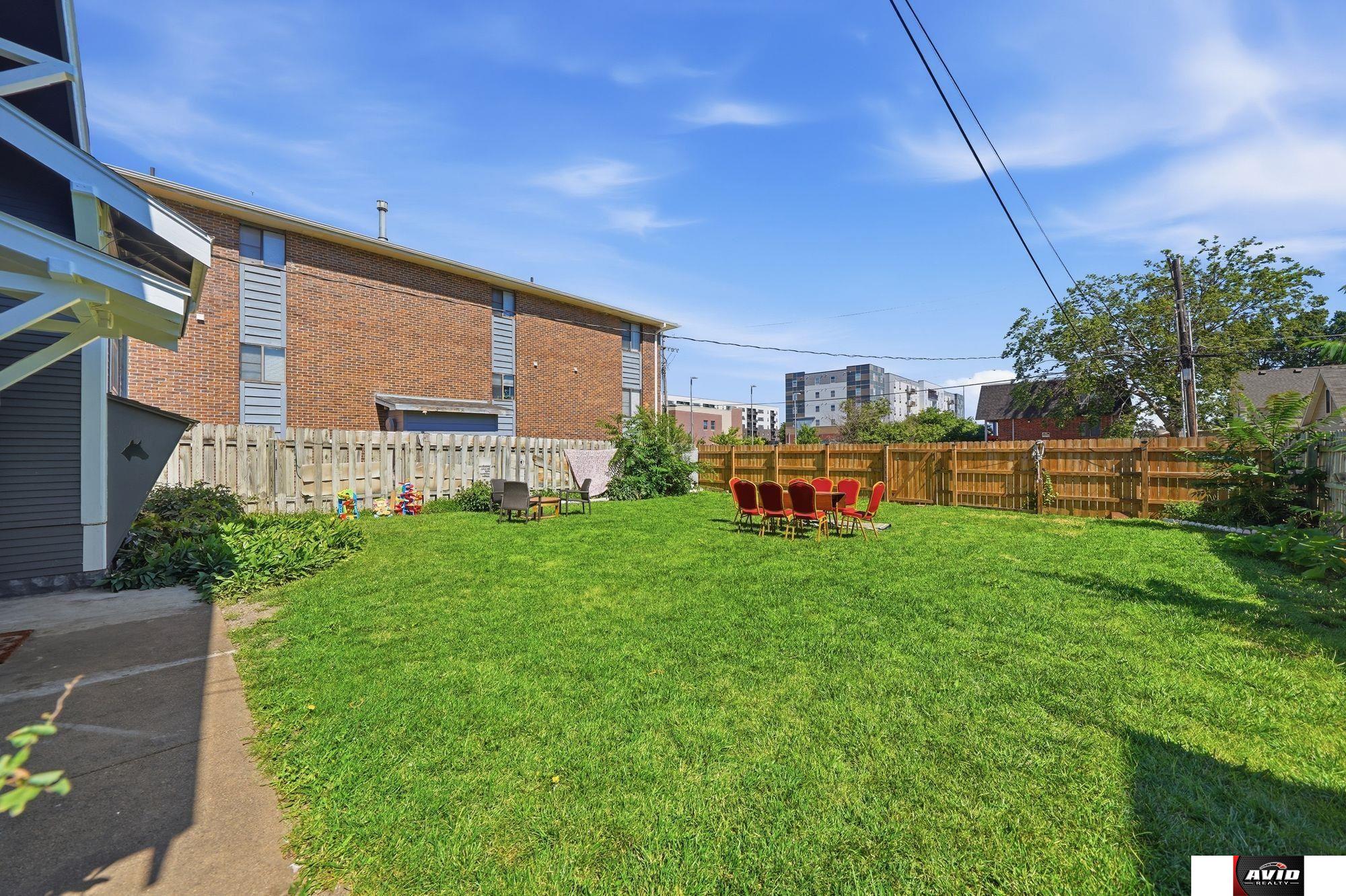 1928 J Street