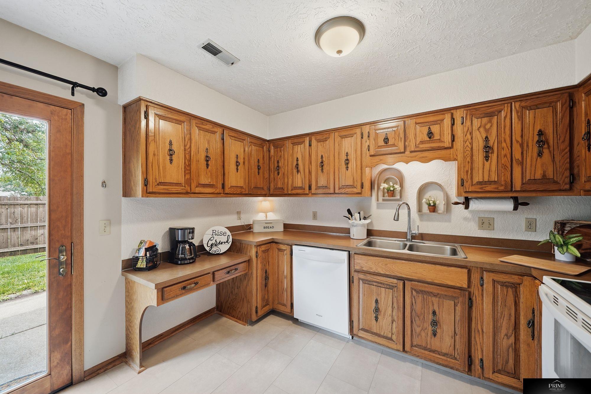 2904 Londonshire Court