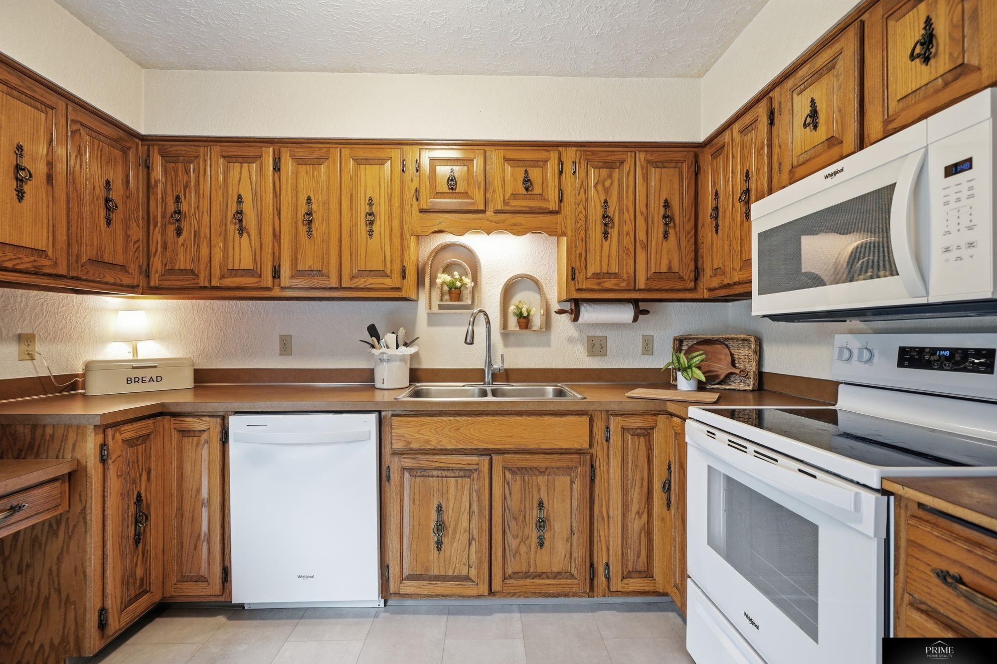 2904 Londonshire Court