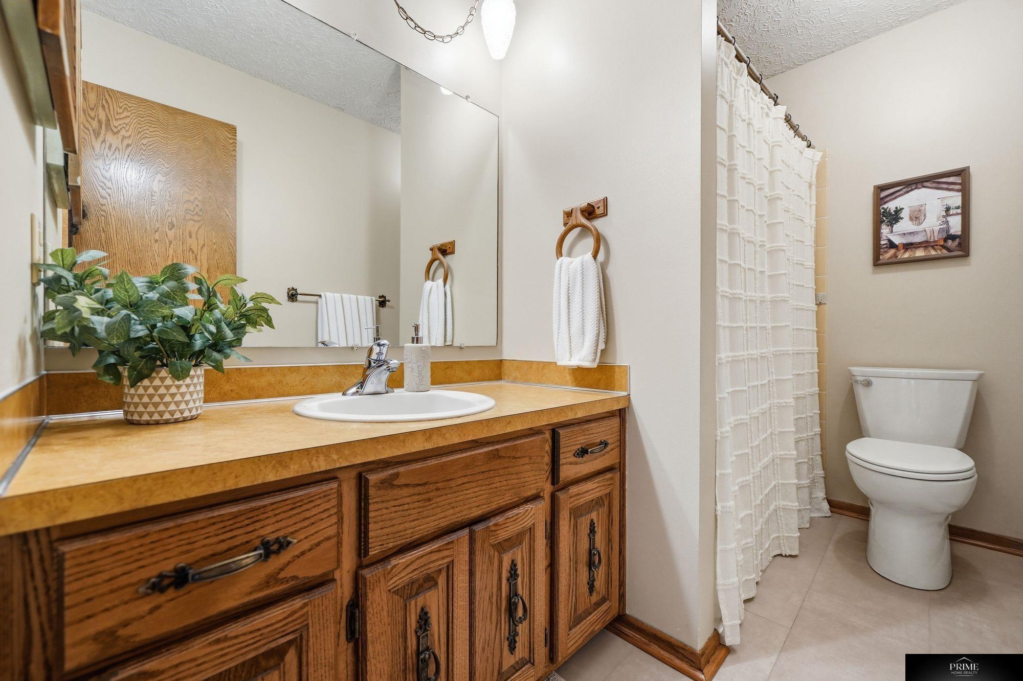 2904 Londonshire Court