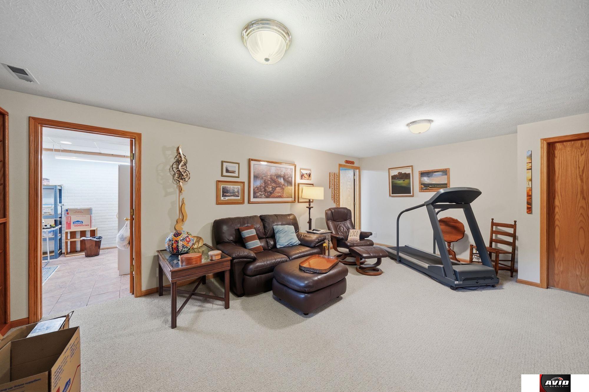 8111 Cheney Ridge Road