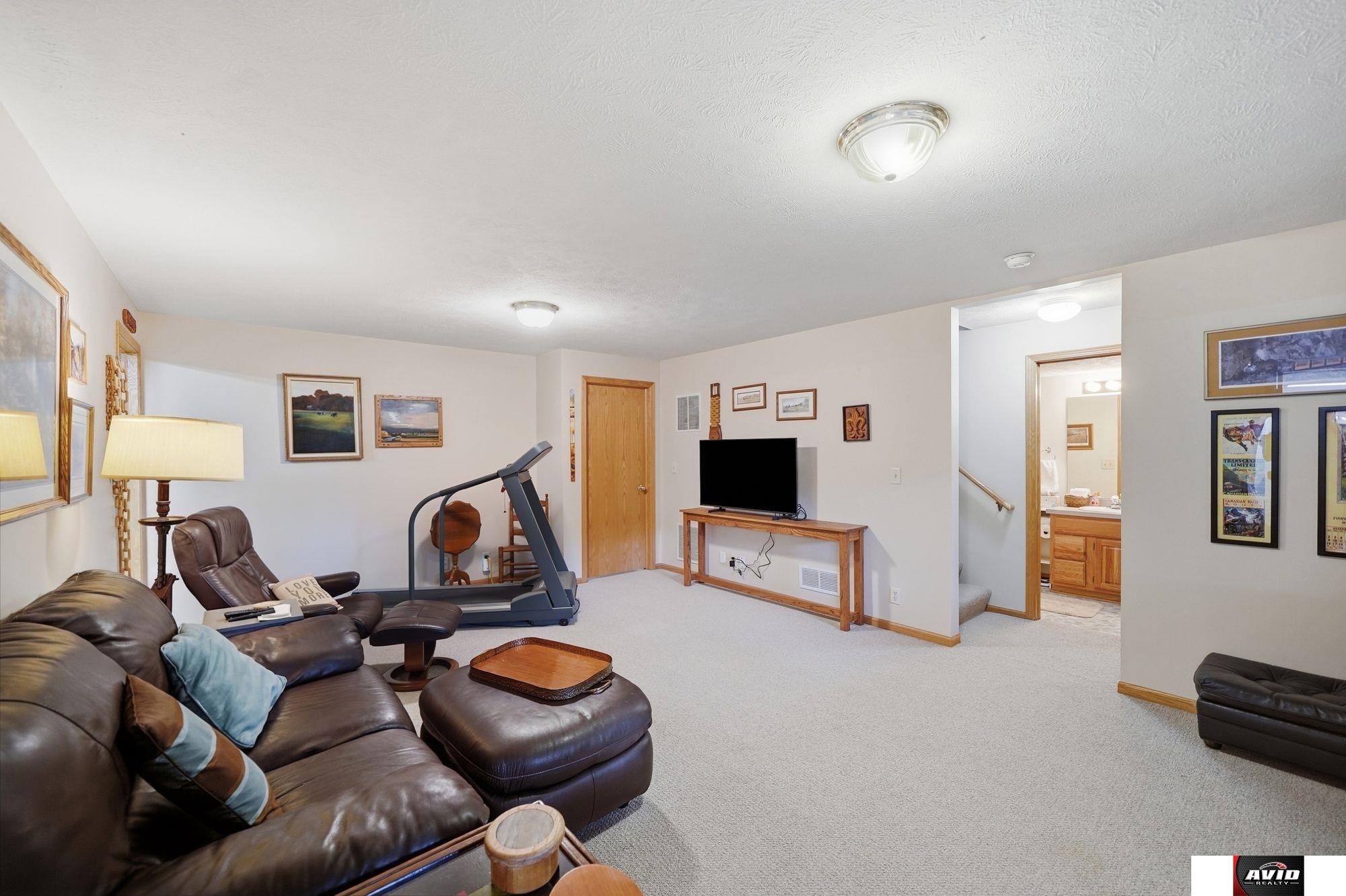 8111 Cheney Ridge Road