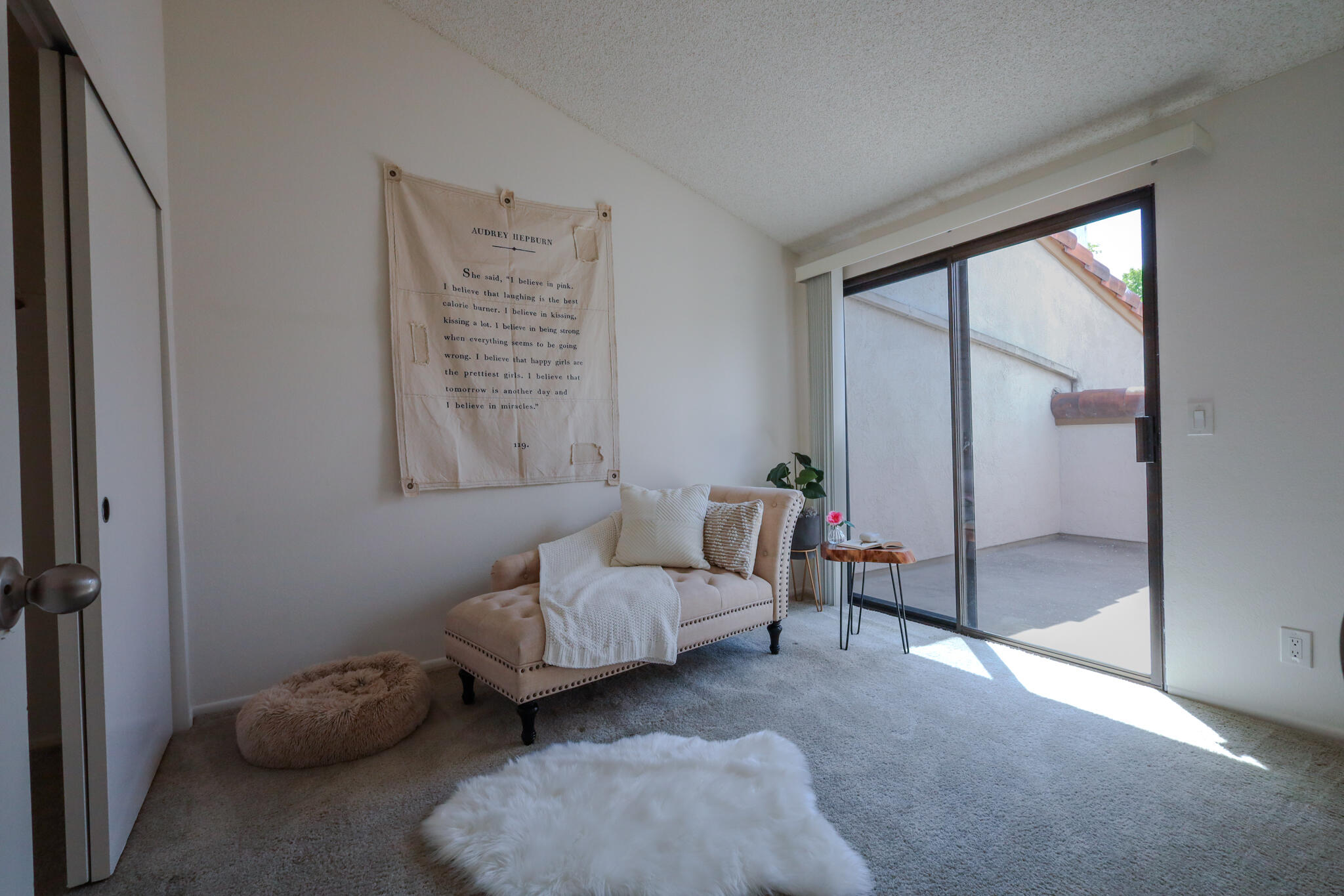 2051 Cliff Drive, 9