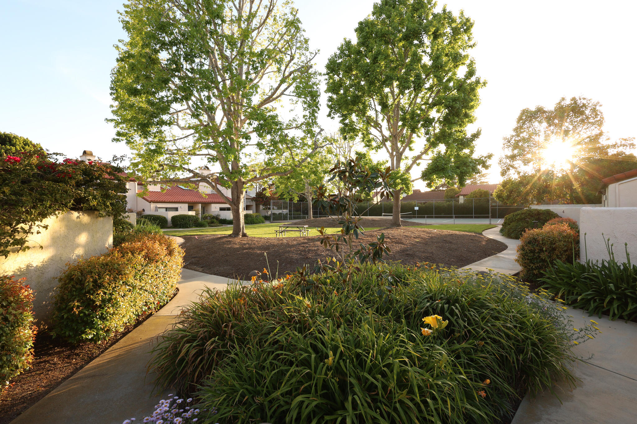 2051 Cliff Drive, 9