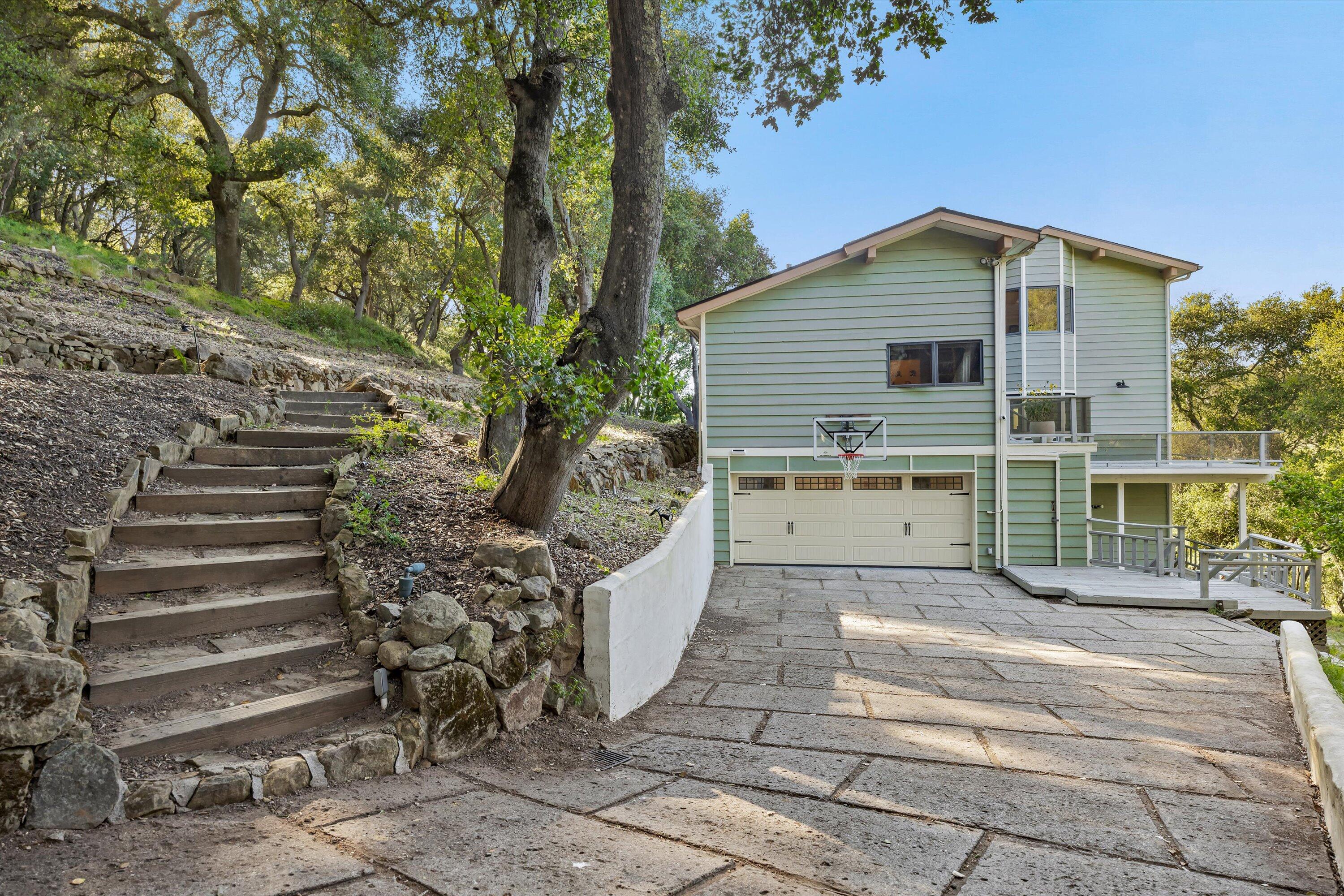 5150 E Camino Cielo