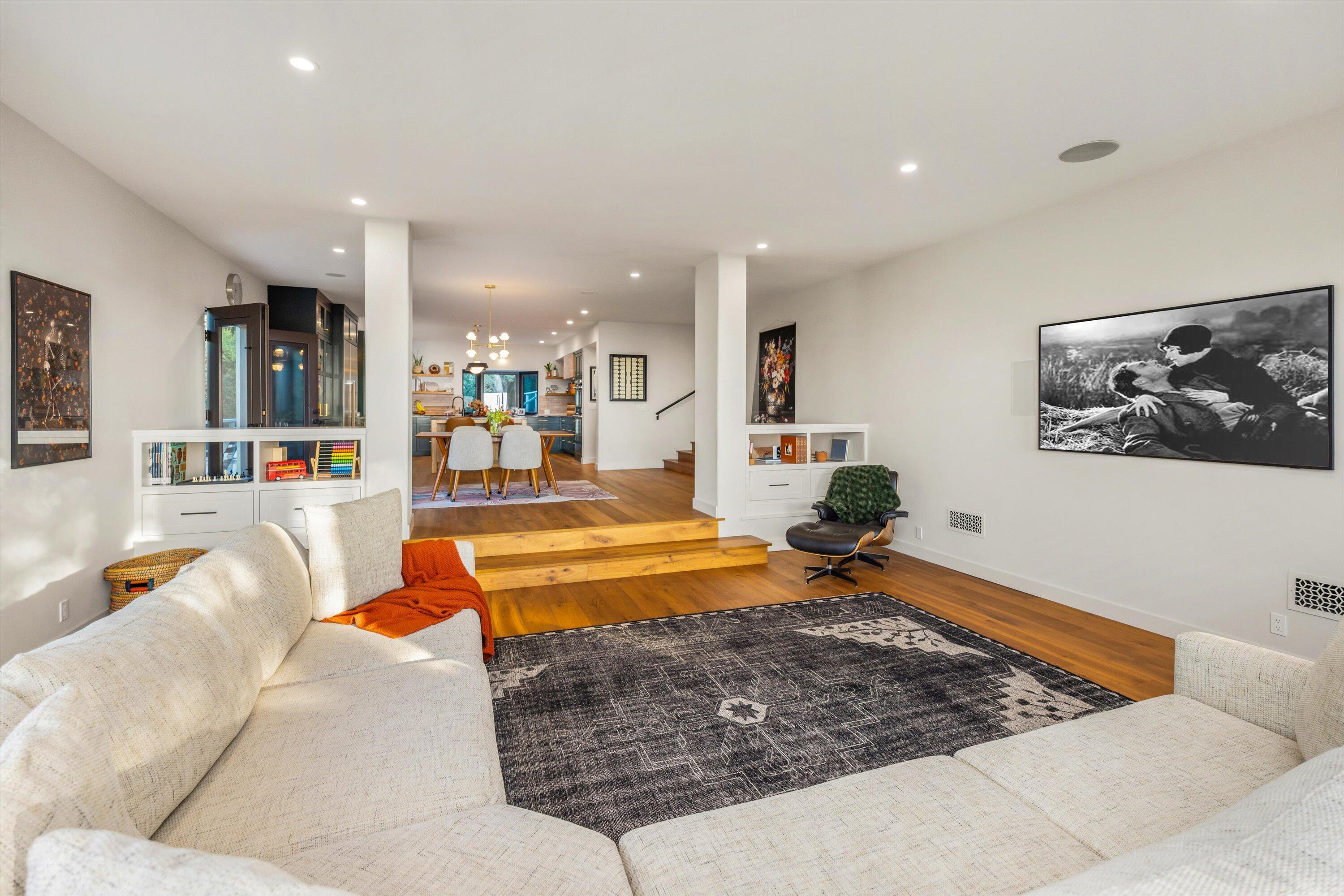 5150 E Camino Cielo