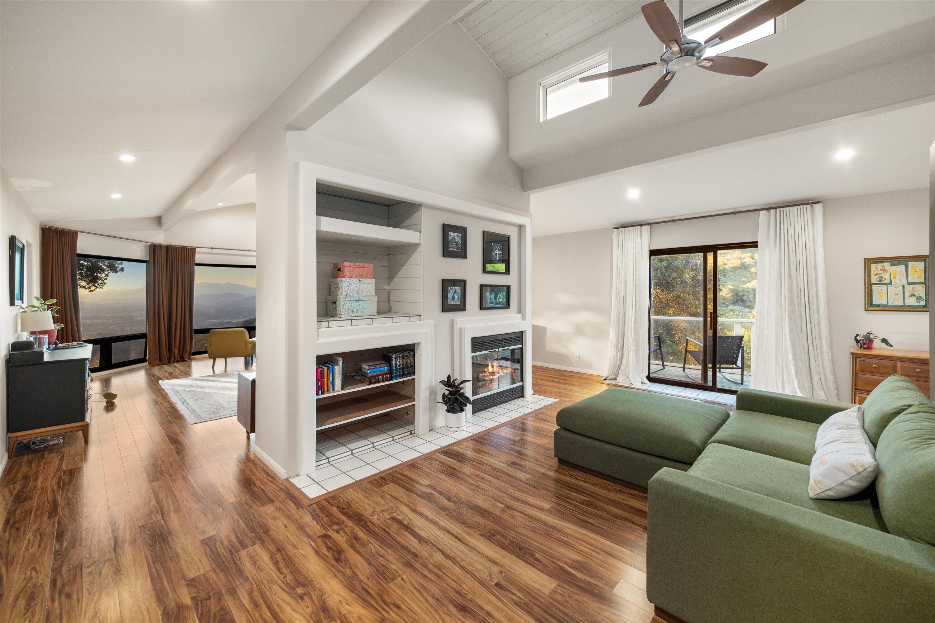 5150 E Camino Cielo