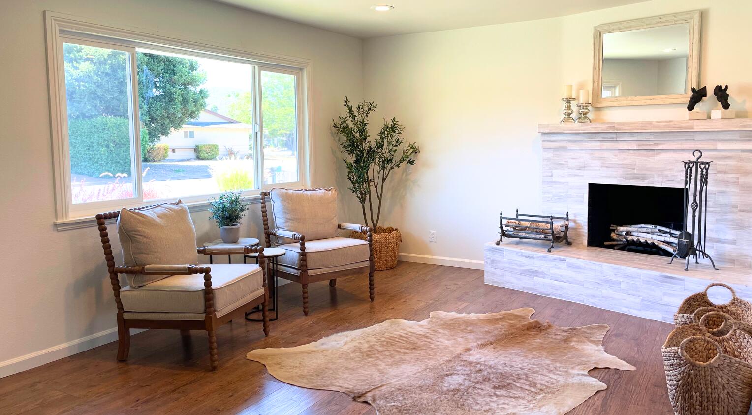 433 Dania Avenue
