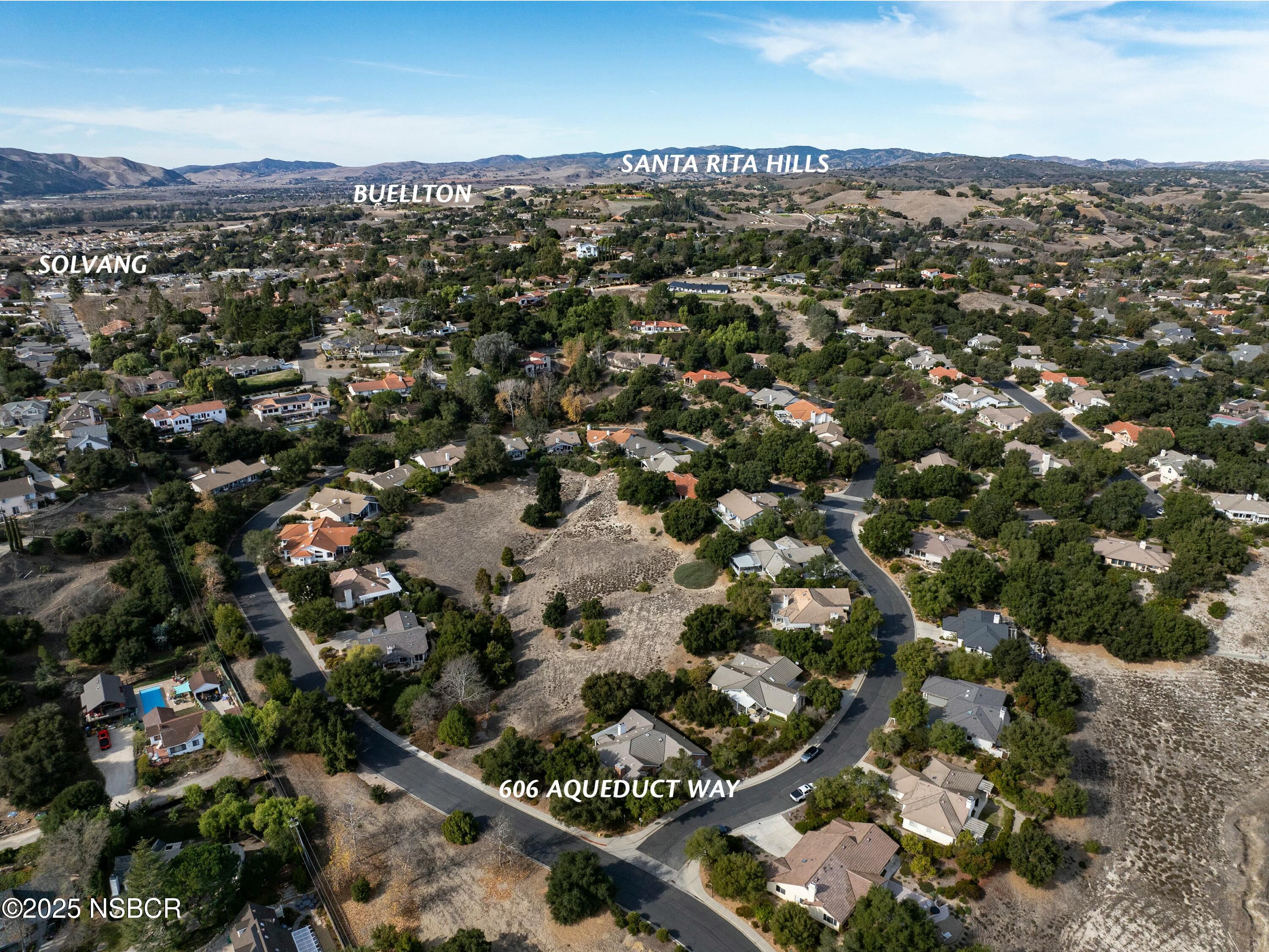 606 Aqueduct Way