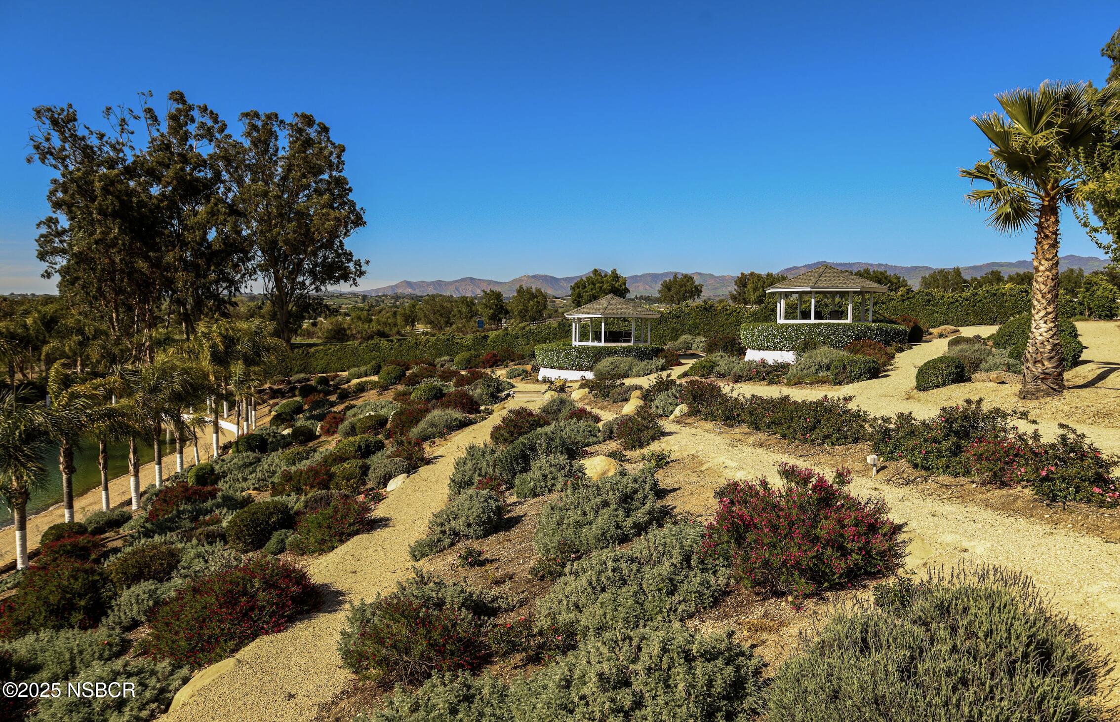 1551-1553 Meadowvale Road