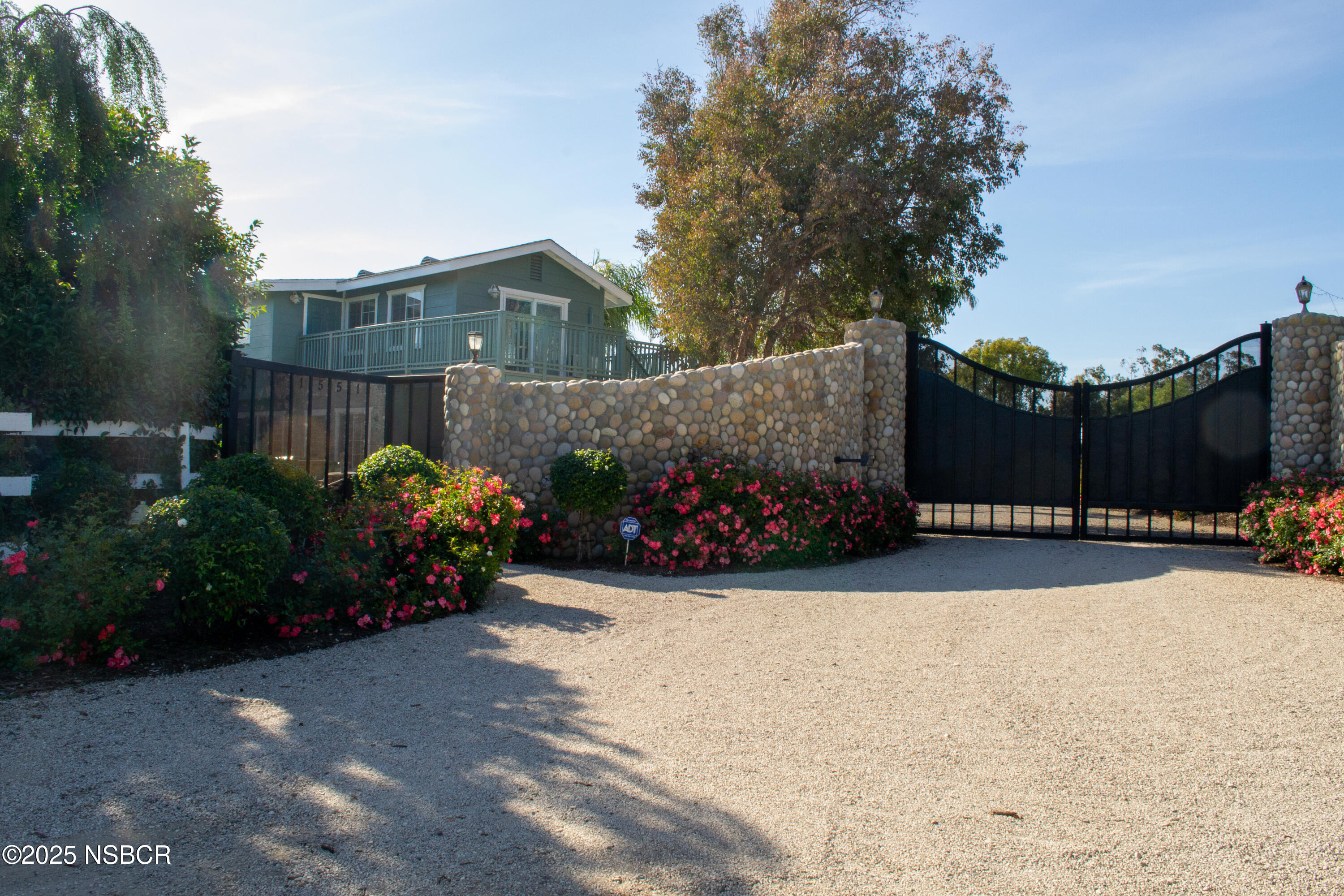 1551-1553 Meadowvale Road