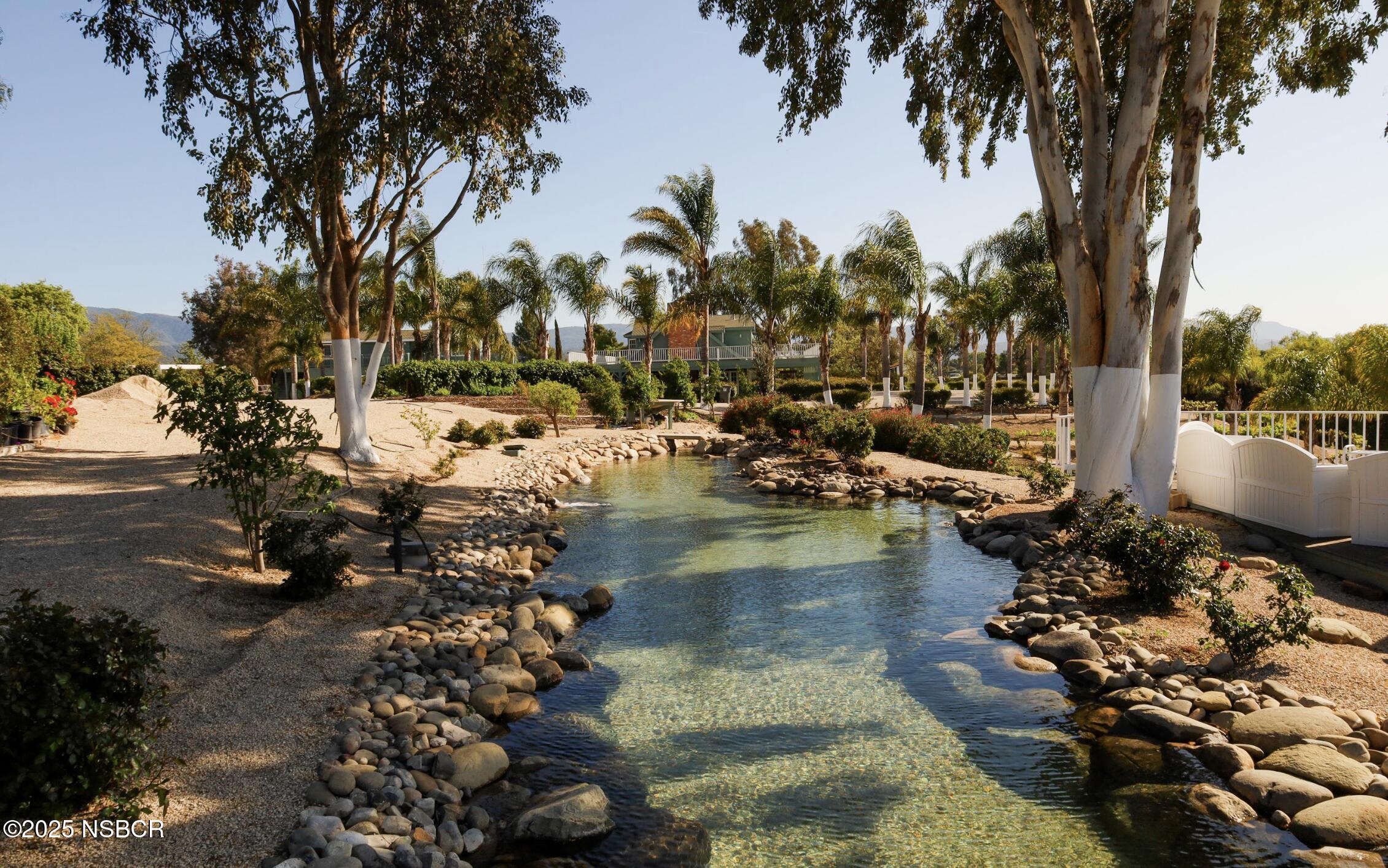 1551-1553 Meadowvale Road