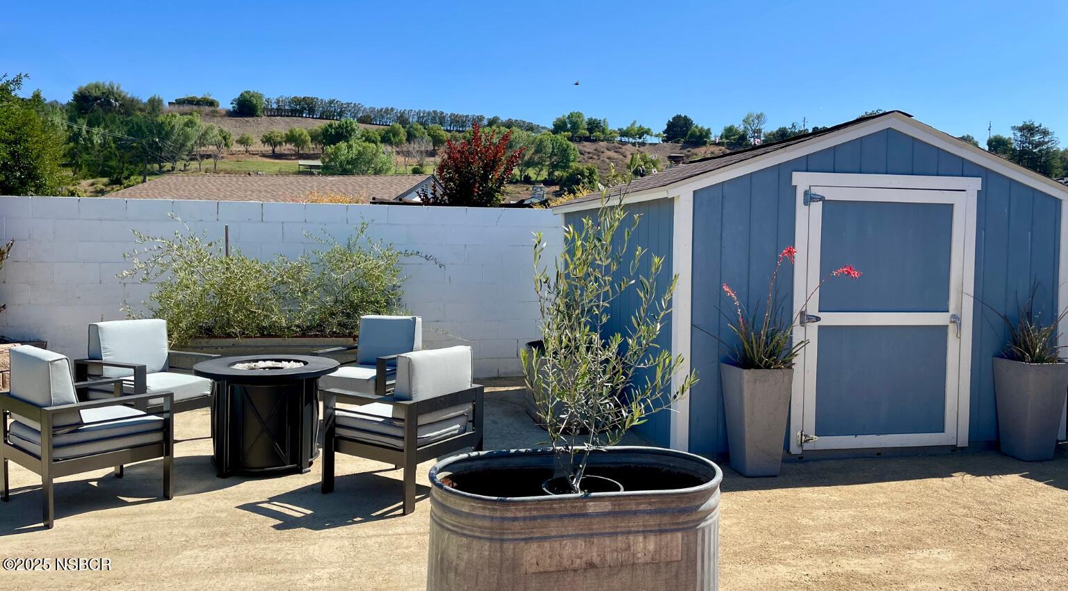 433 Dania Avenue